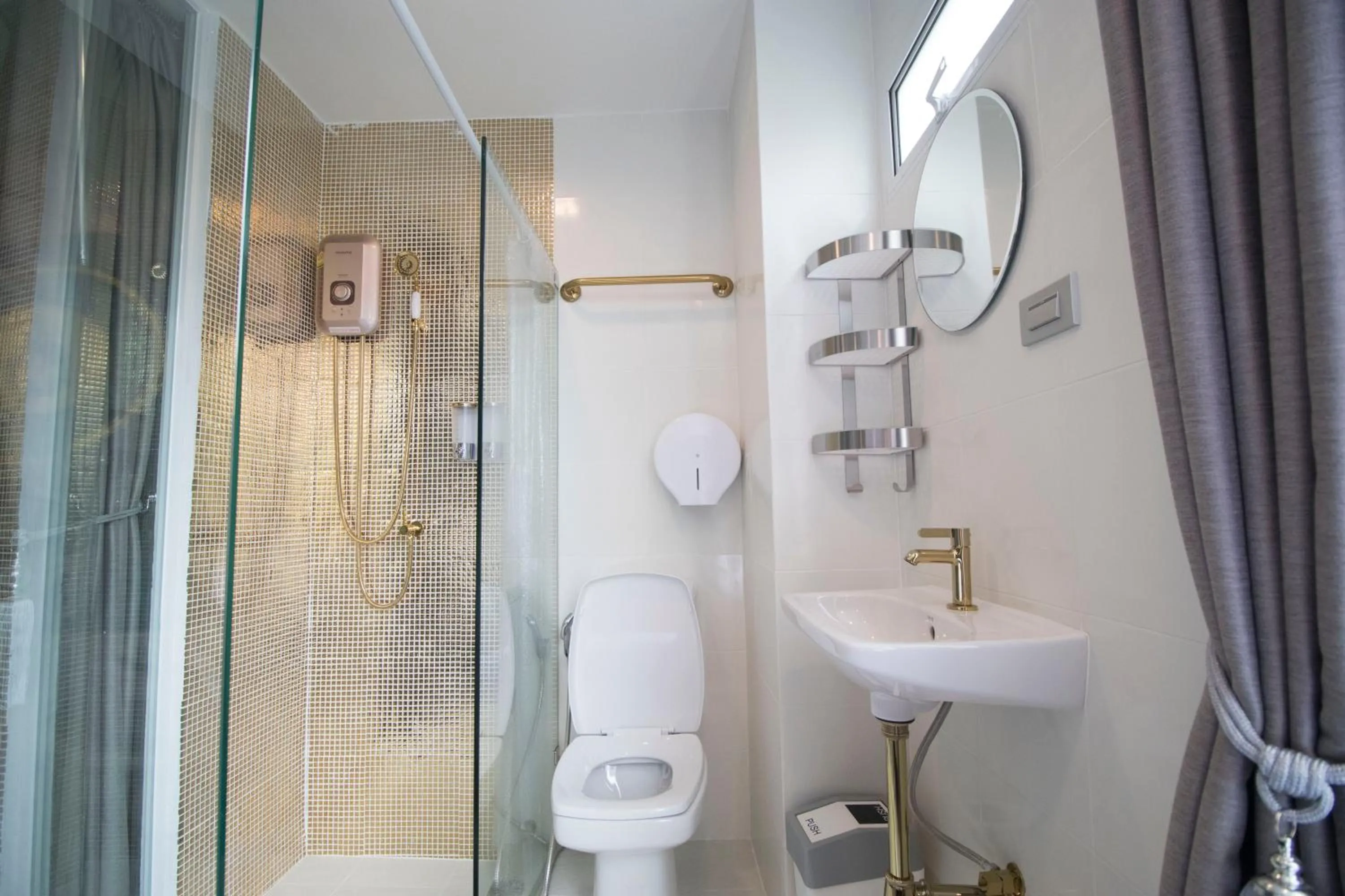 The LOL Elephant Hostel