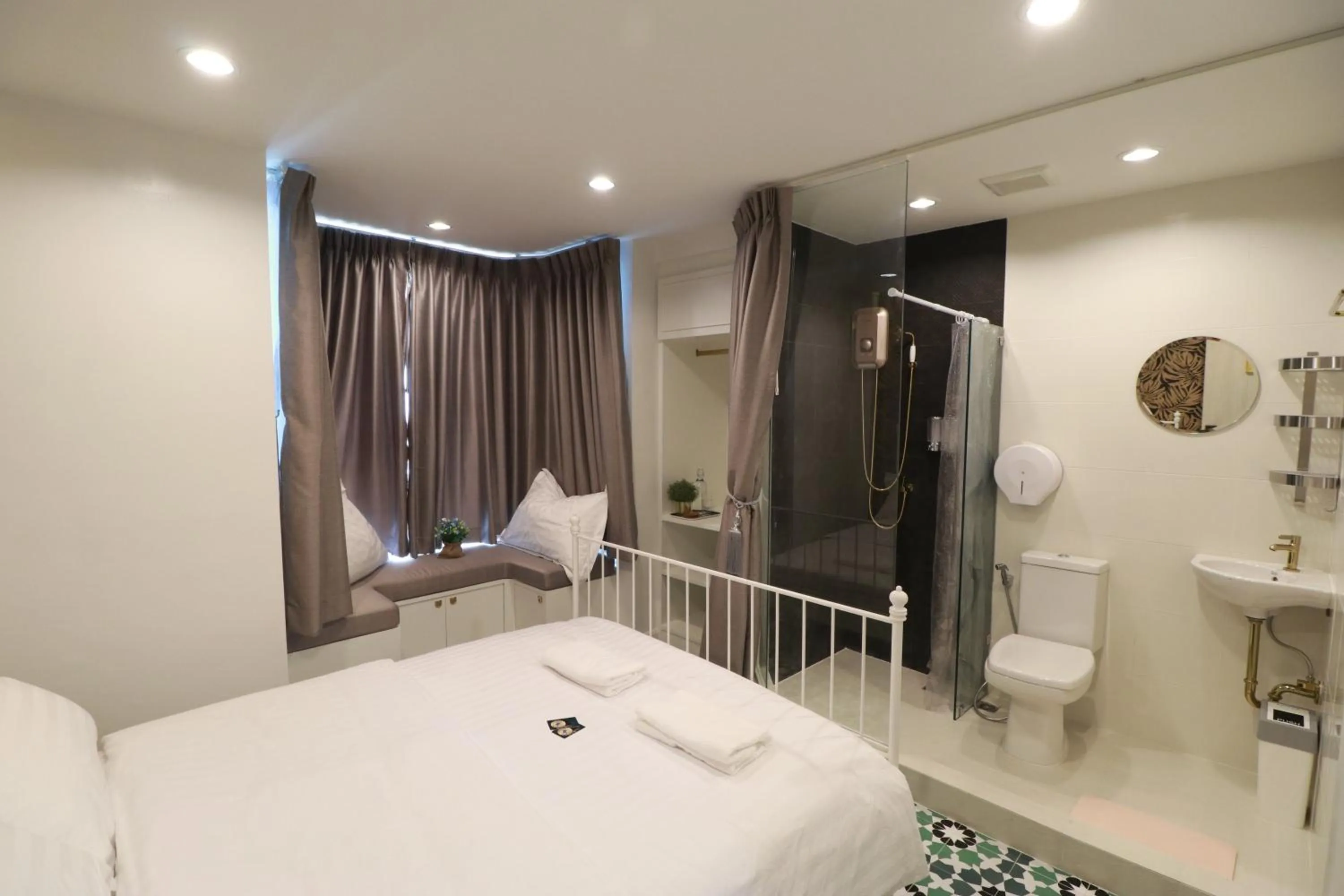 Bed in The LOL Elephant Hostel