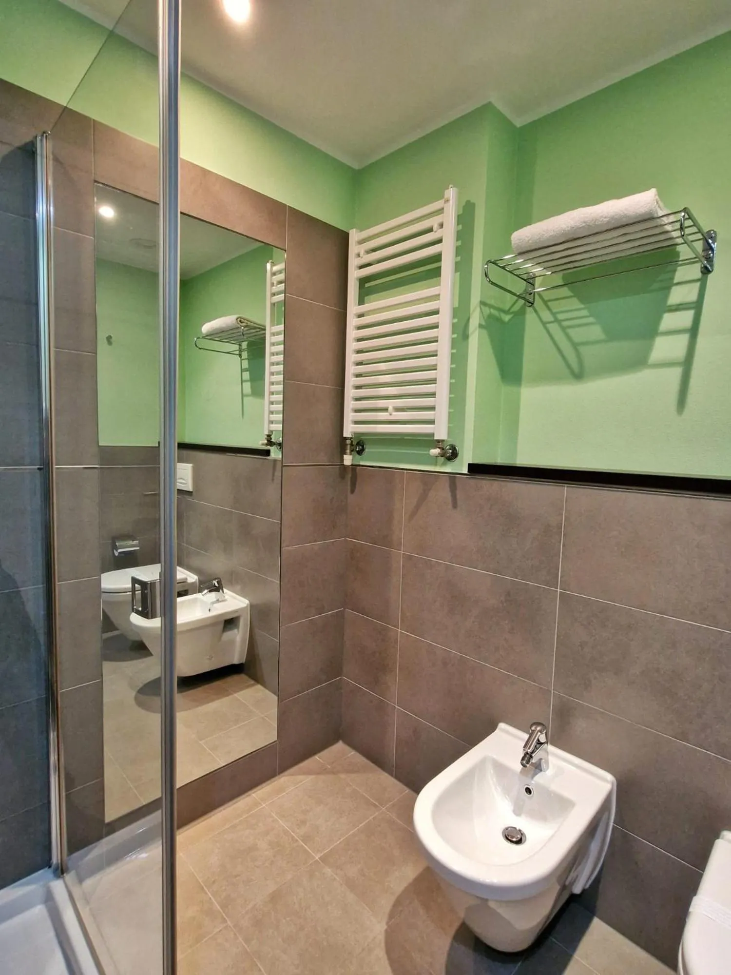 Shower in Mansio Residence & Hotel