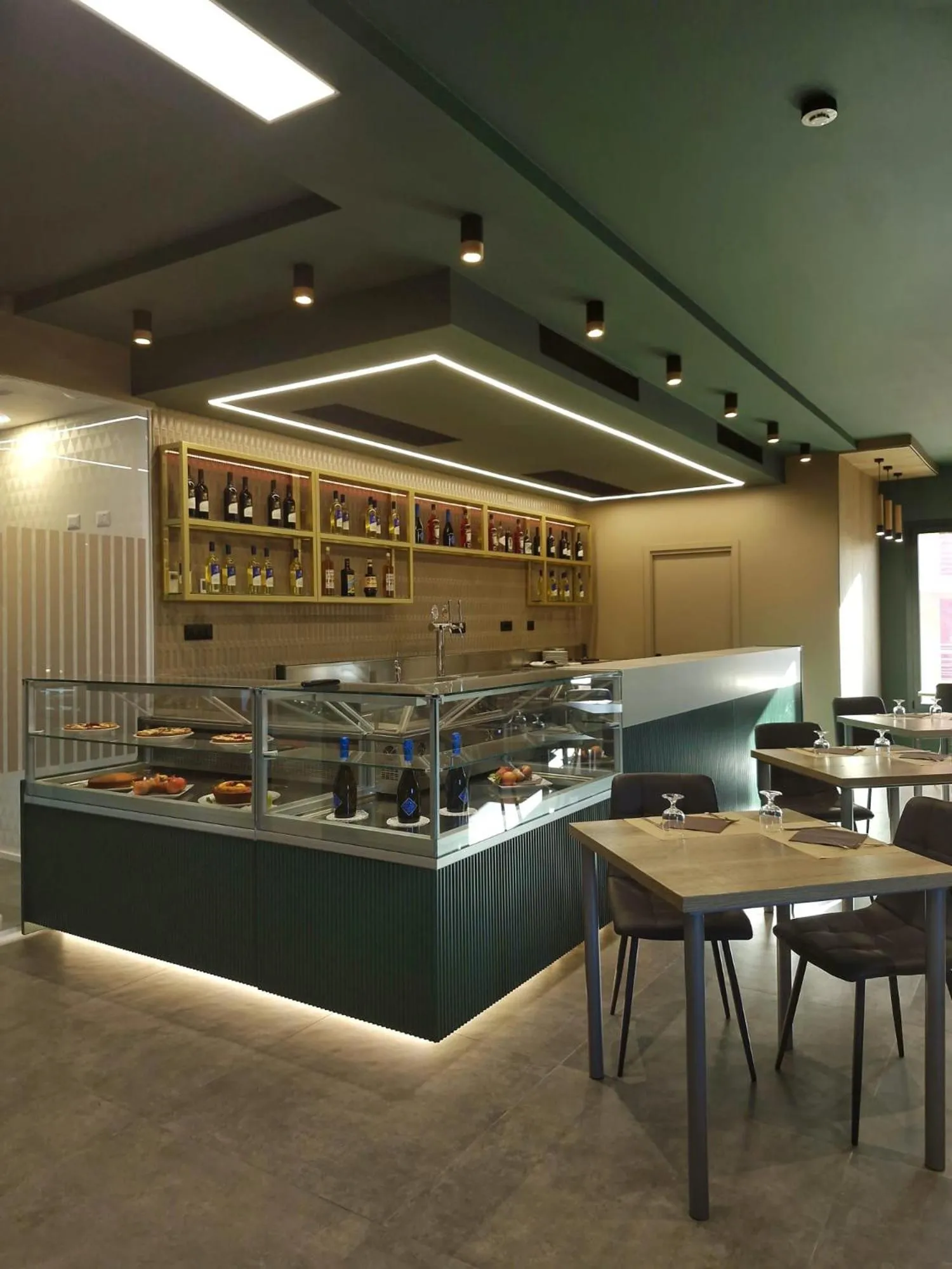 Restaurant/places to eat in Mansio Residence & Hotel