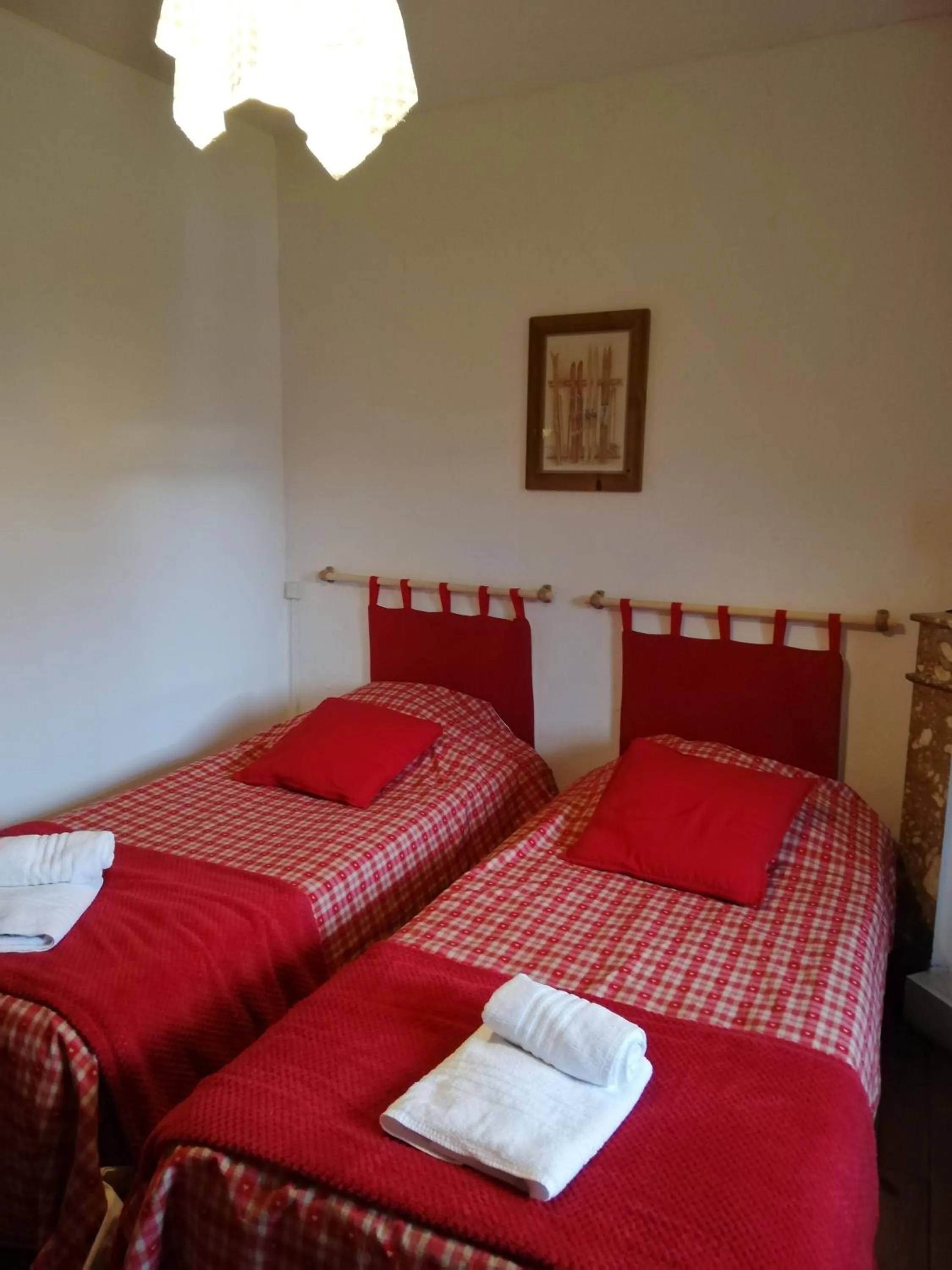 Bed in Le domaine des 3 marmottes Chambres d' hôtes