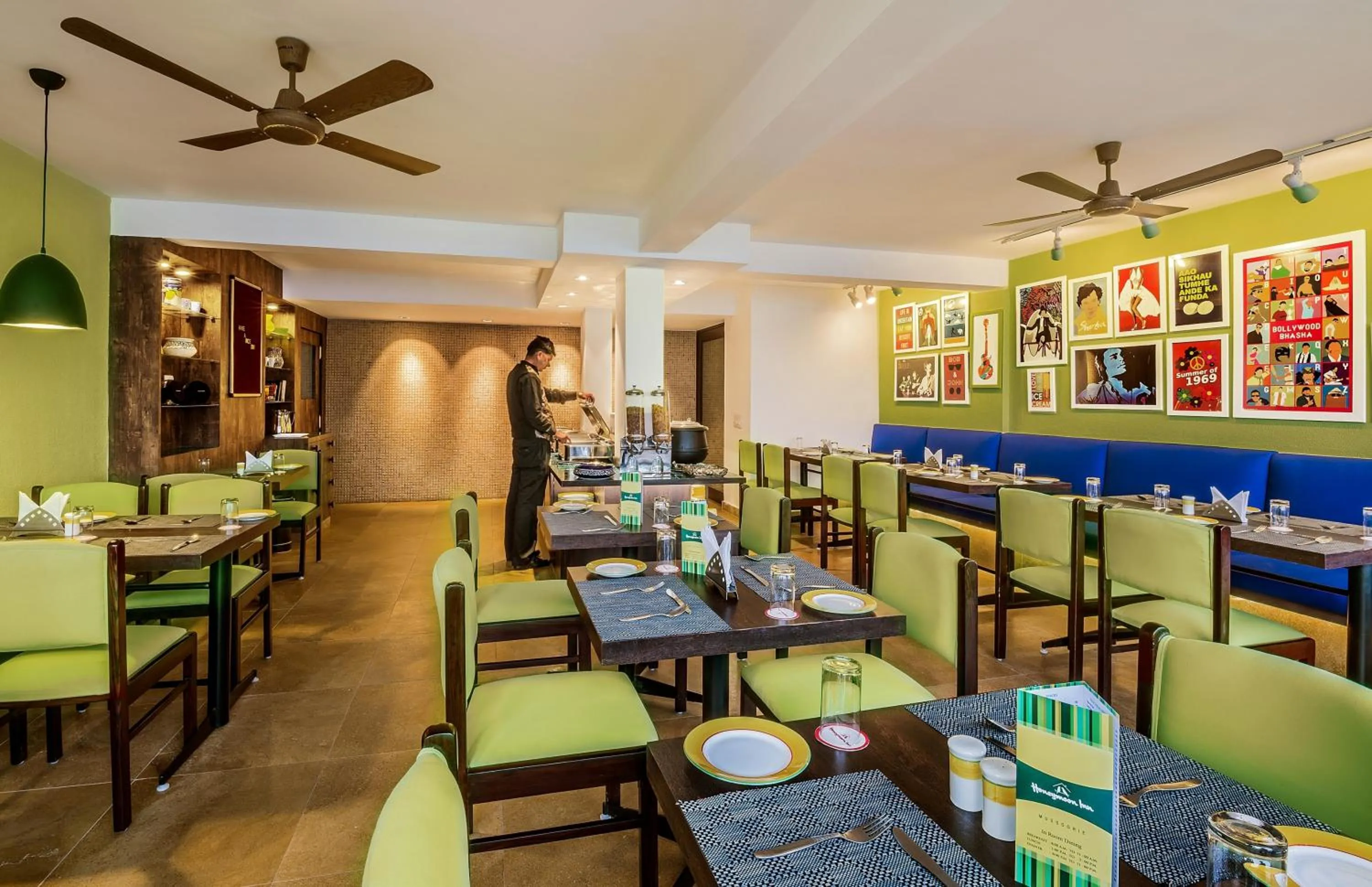 Restaurant/places to eat in Honeymoon Inn Mussoorie