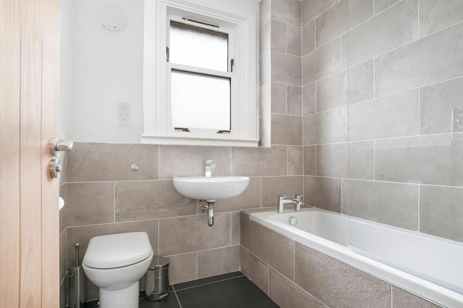 Toilet in Dalkeith Three Bed Two Bath Apartment
