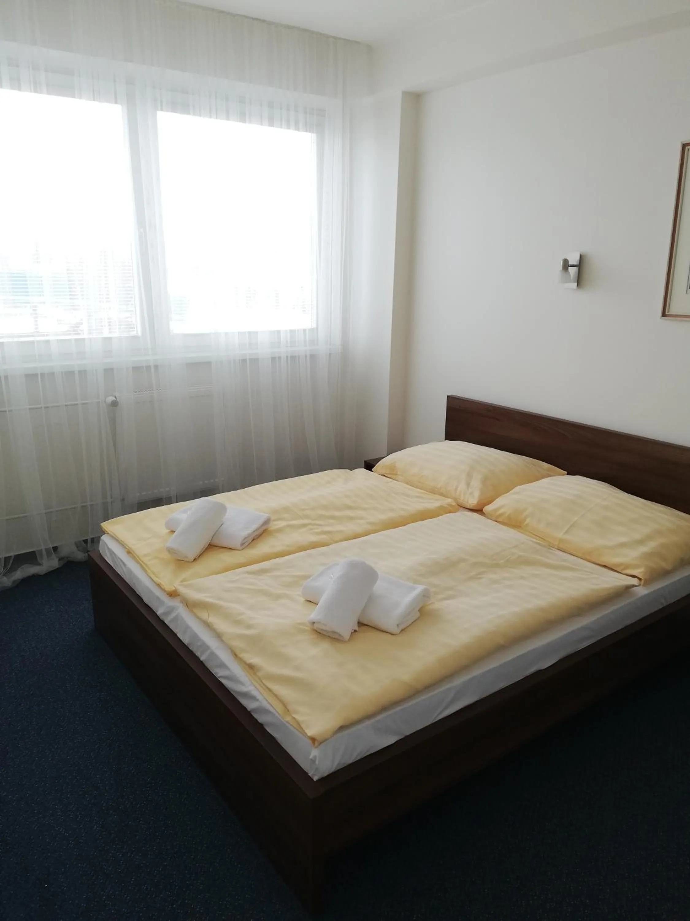 Bedroom, Bed in Hotel Klar