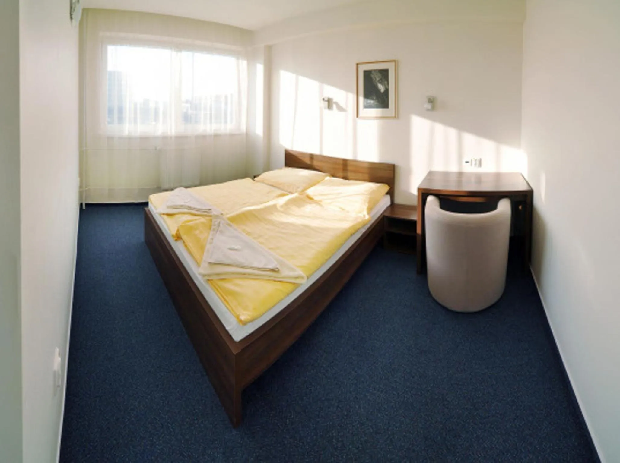 Bedroom, Bed in Hotel Klar