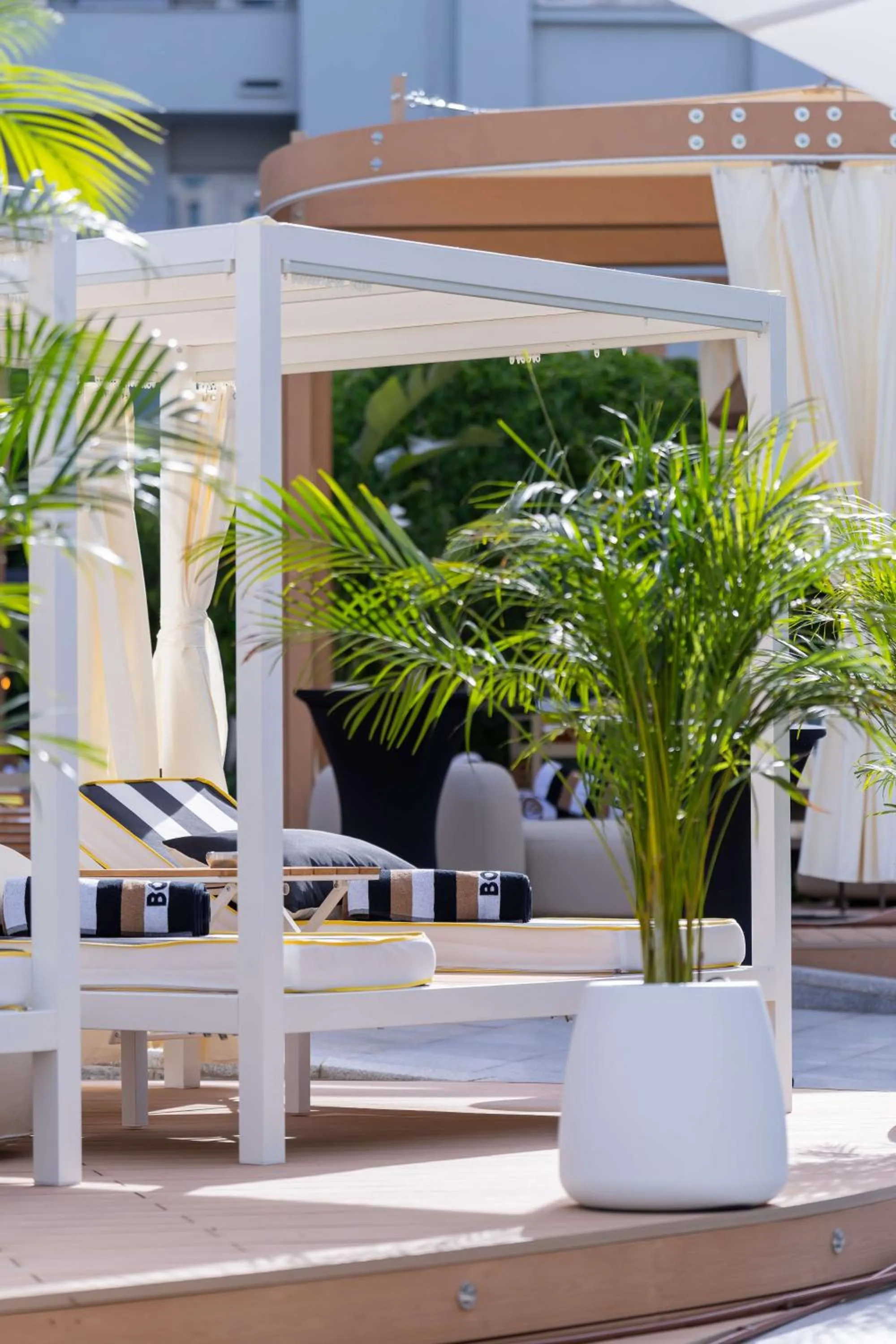 Pool view in Radisson Blu Hotel Bucharest