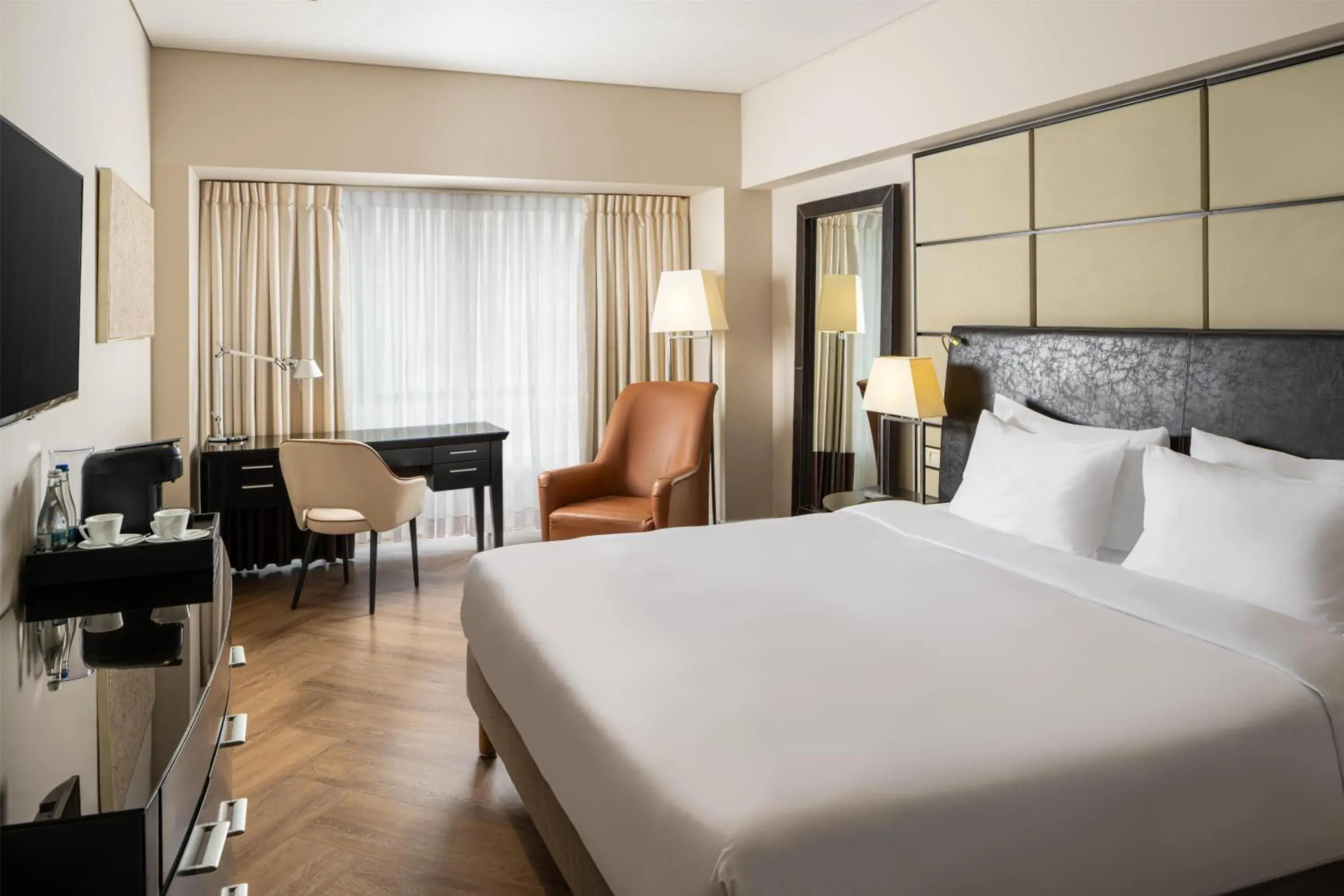 Standard Room in Radisson Blu Hotel Bucharest Standard Room in Radisson Blu Hotel Bucharest