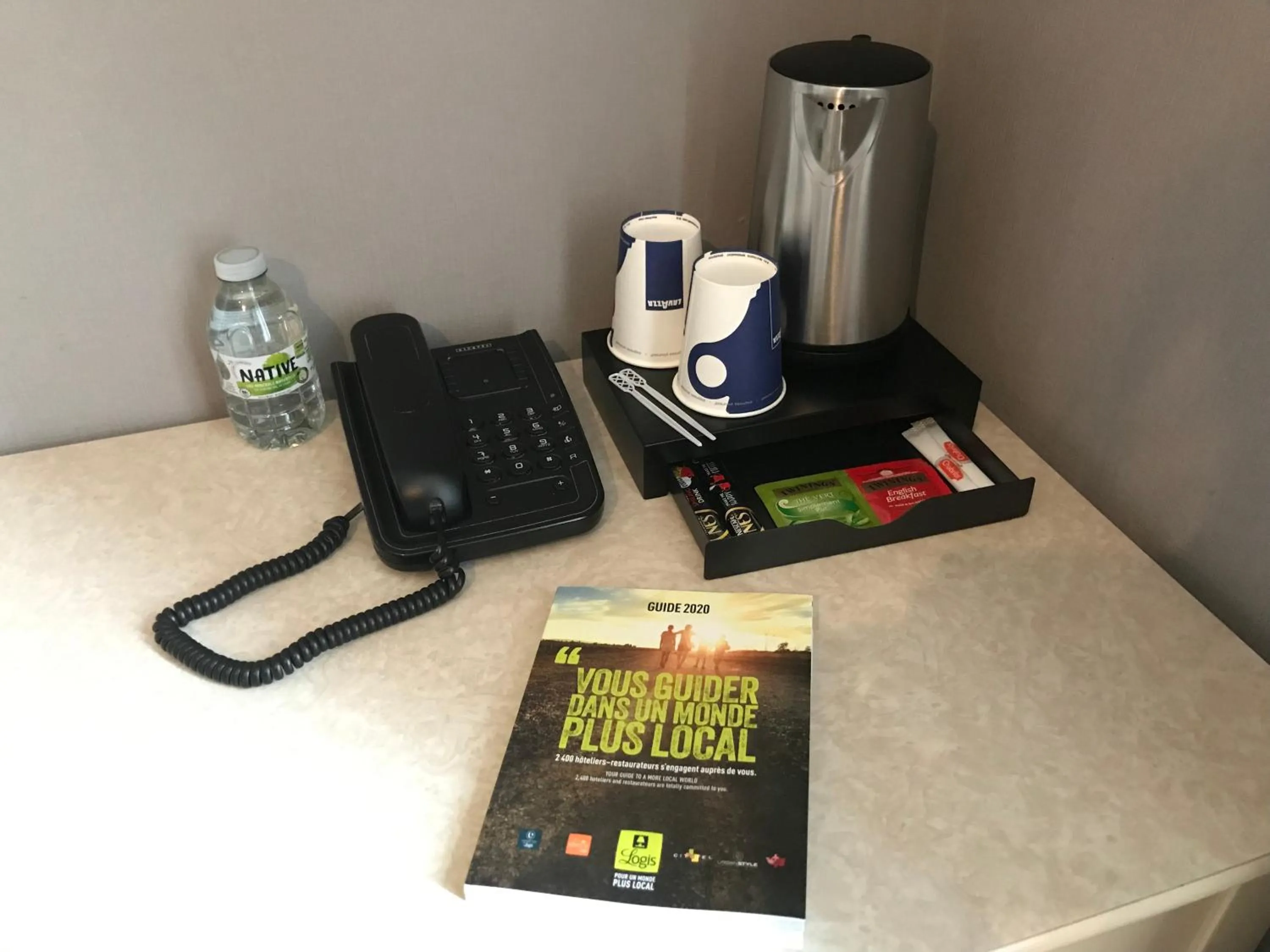 Coffee/tea facilities in Logis hotel Saint-Joseph