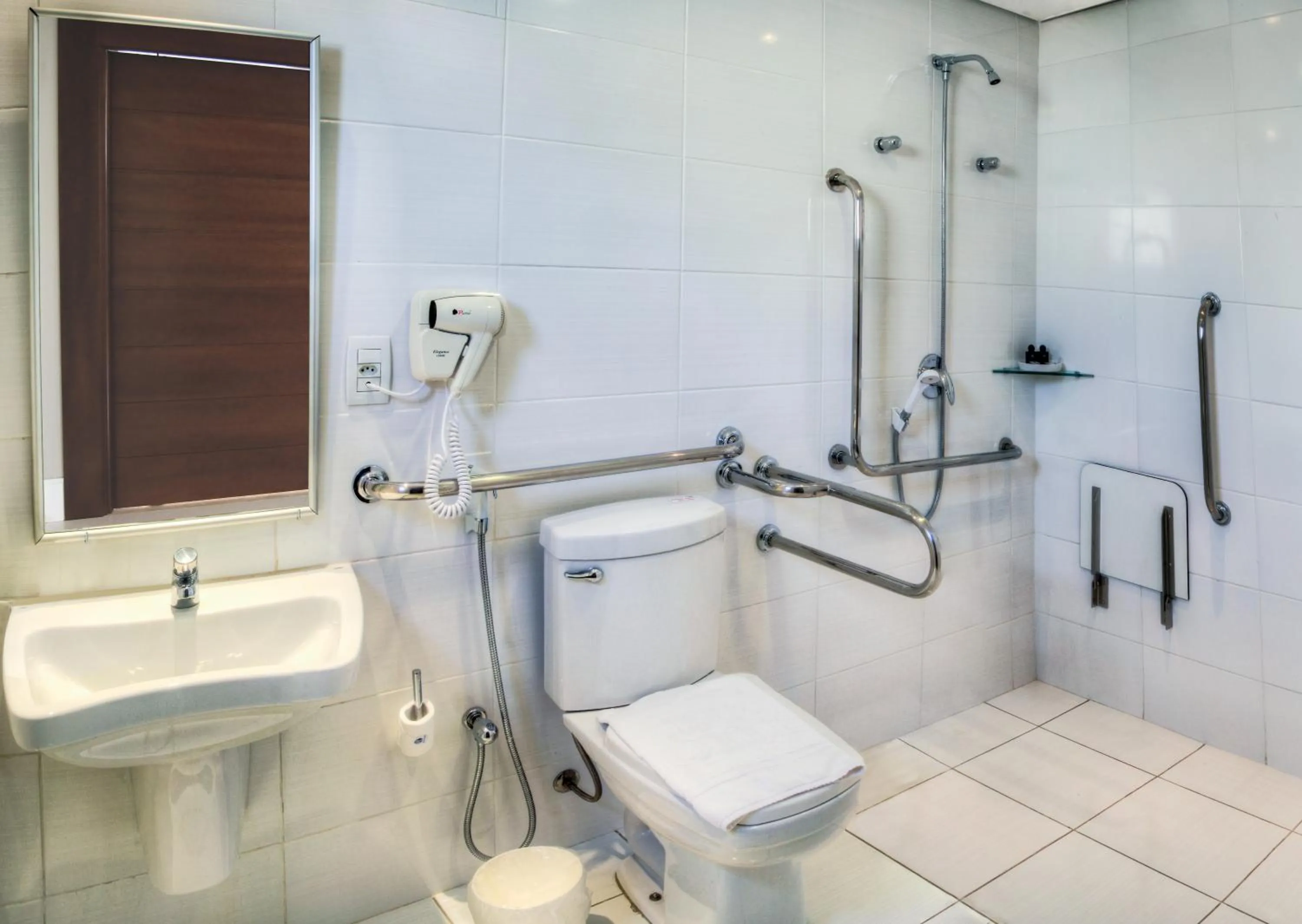 Bathroom in JR Hotel Ribeirão Preto