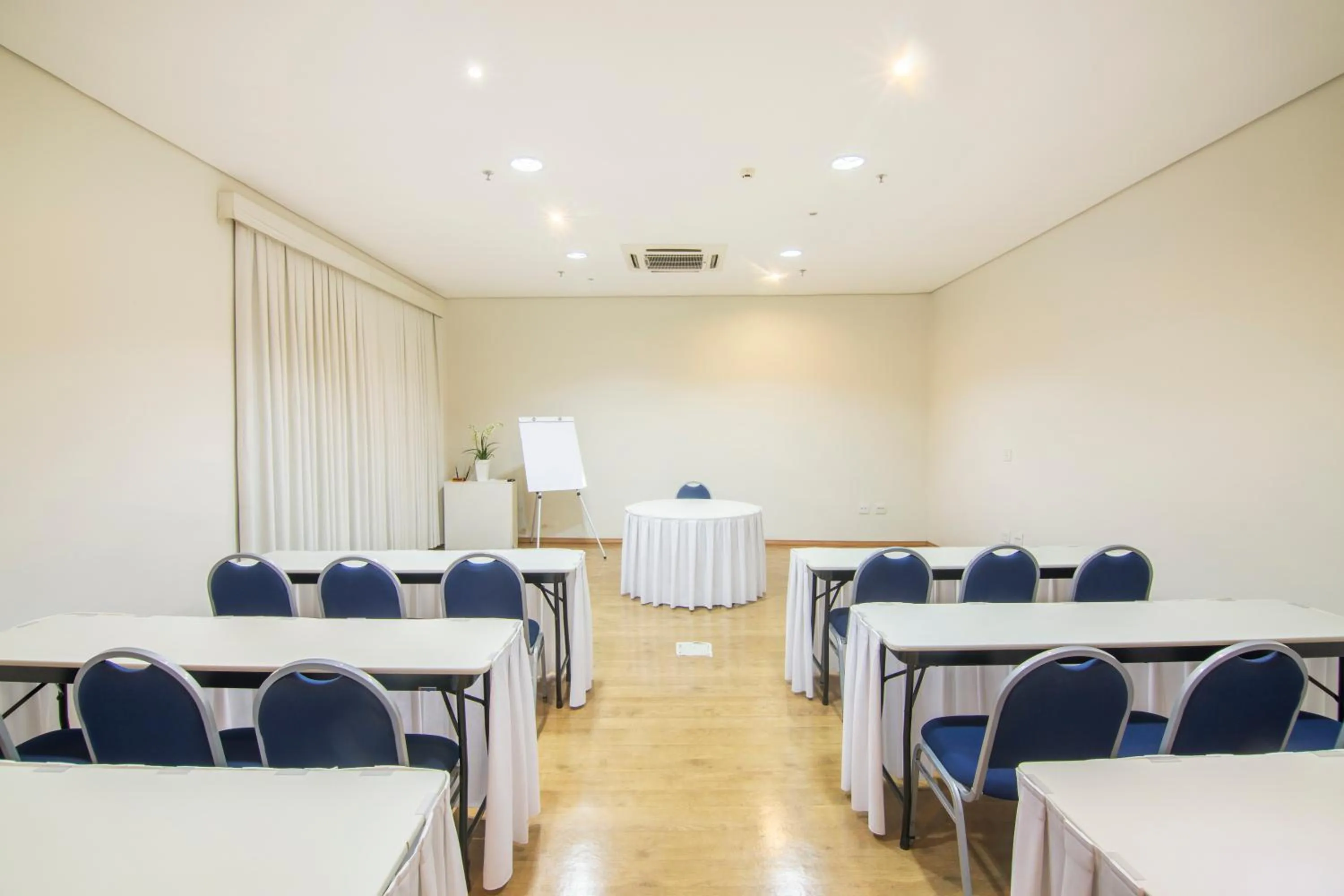 Business facilities in JR Hotel Ribeirão Preto