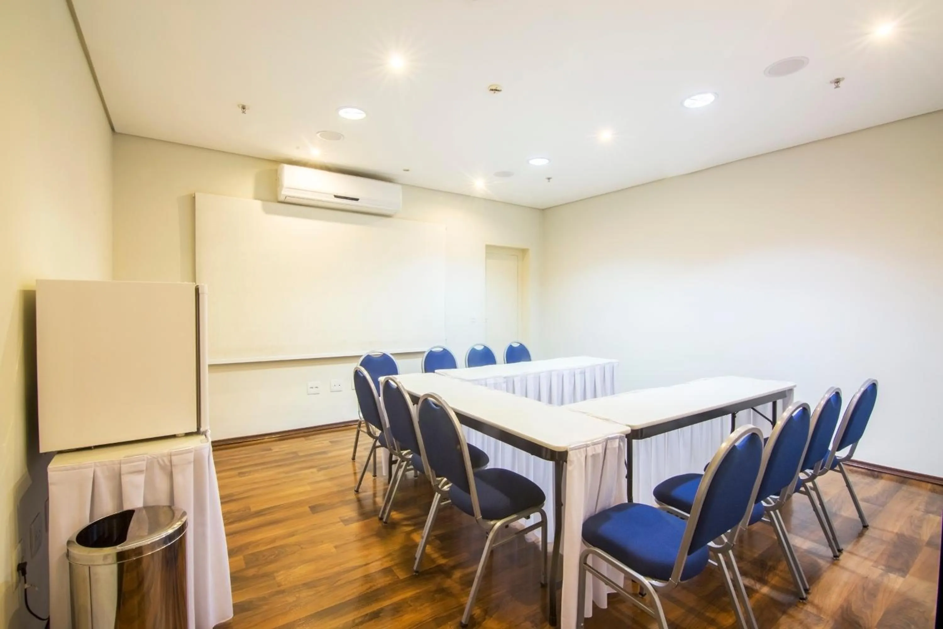 Business facilities in JR Hotel Ribeirão Preto