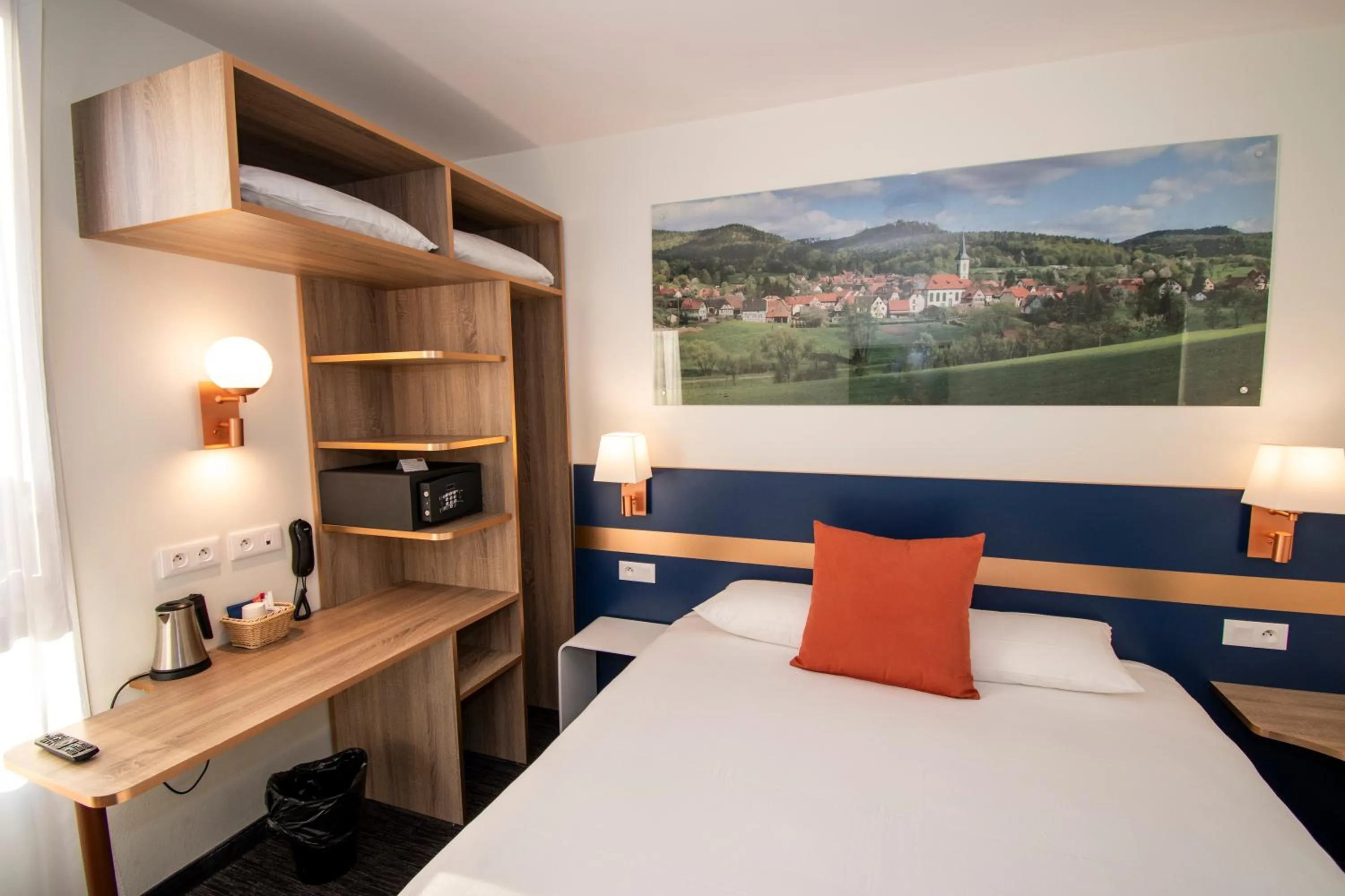 Photo of the whole room, Bed in K Hotel