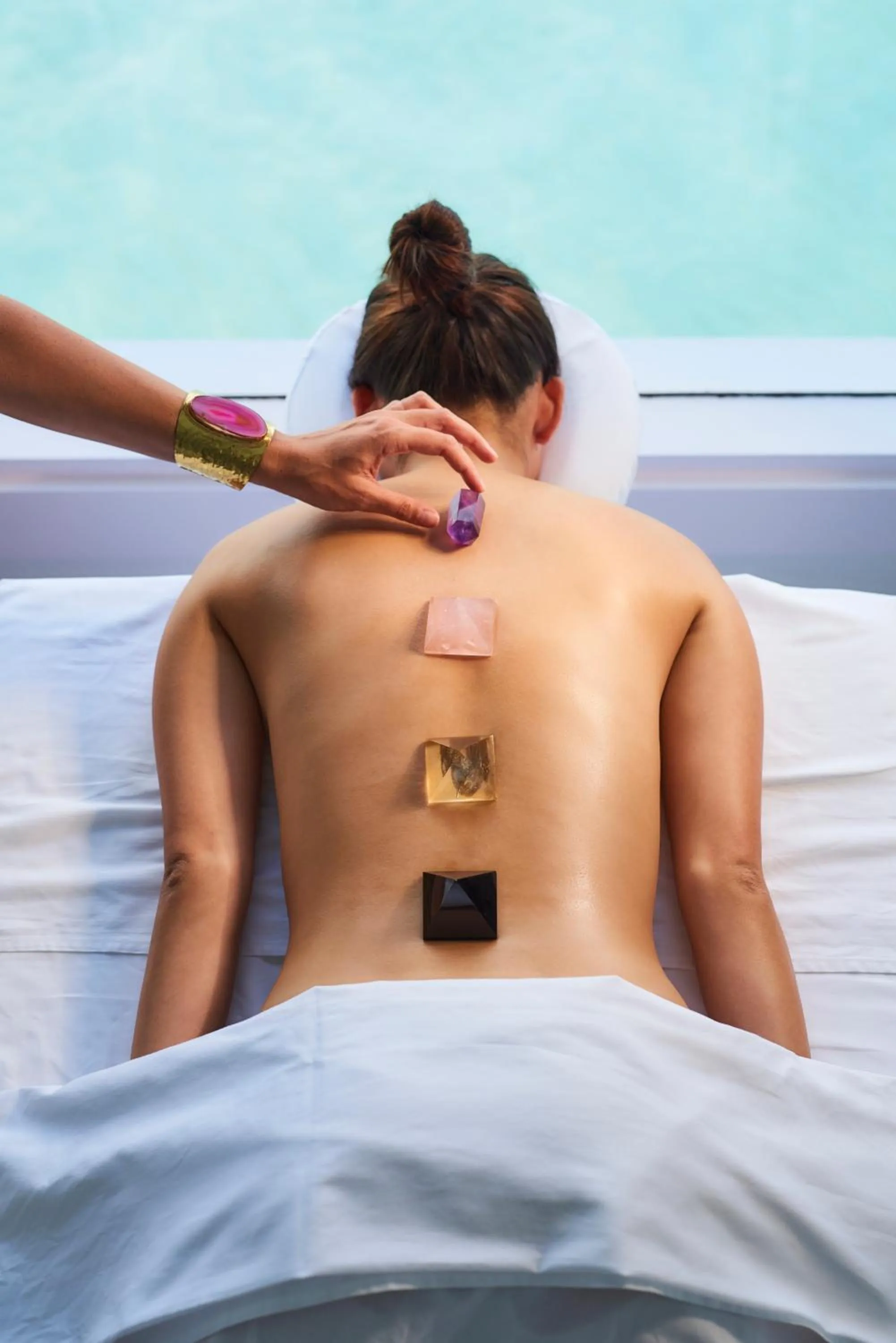 Massage in The Standard, Huruvalhi Maldives