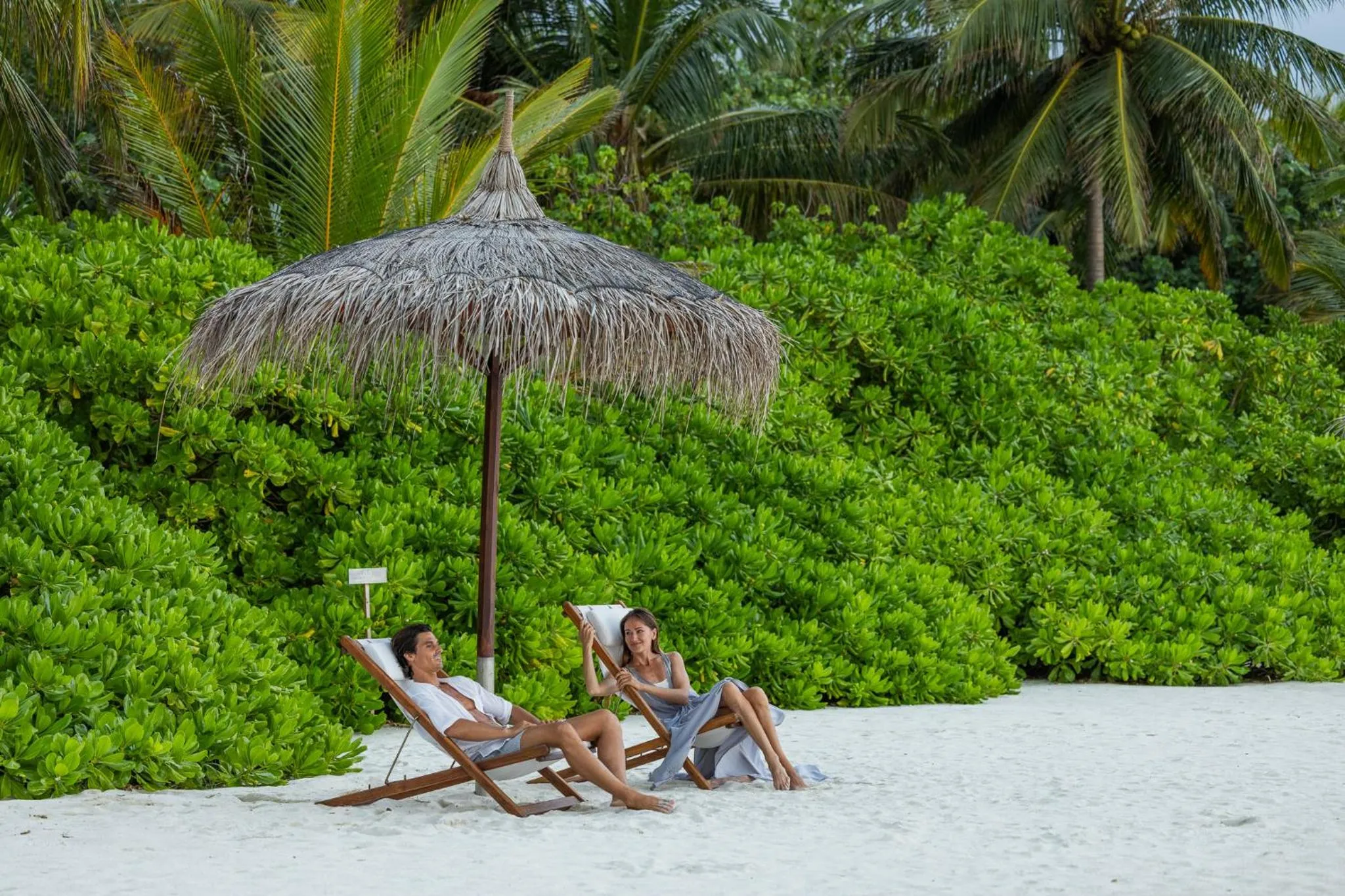 Beach in The Standard, Huruvalhi Maldives
