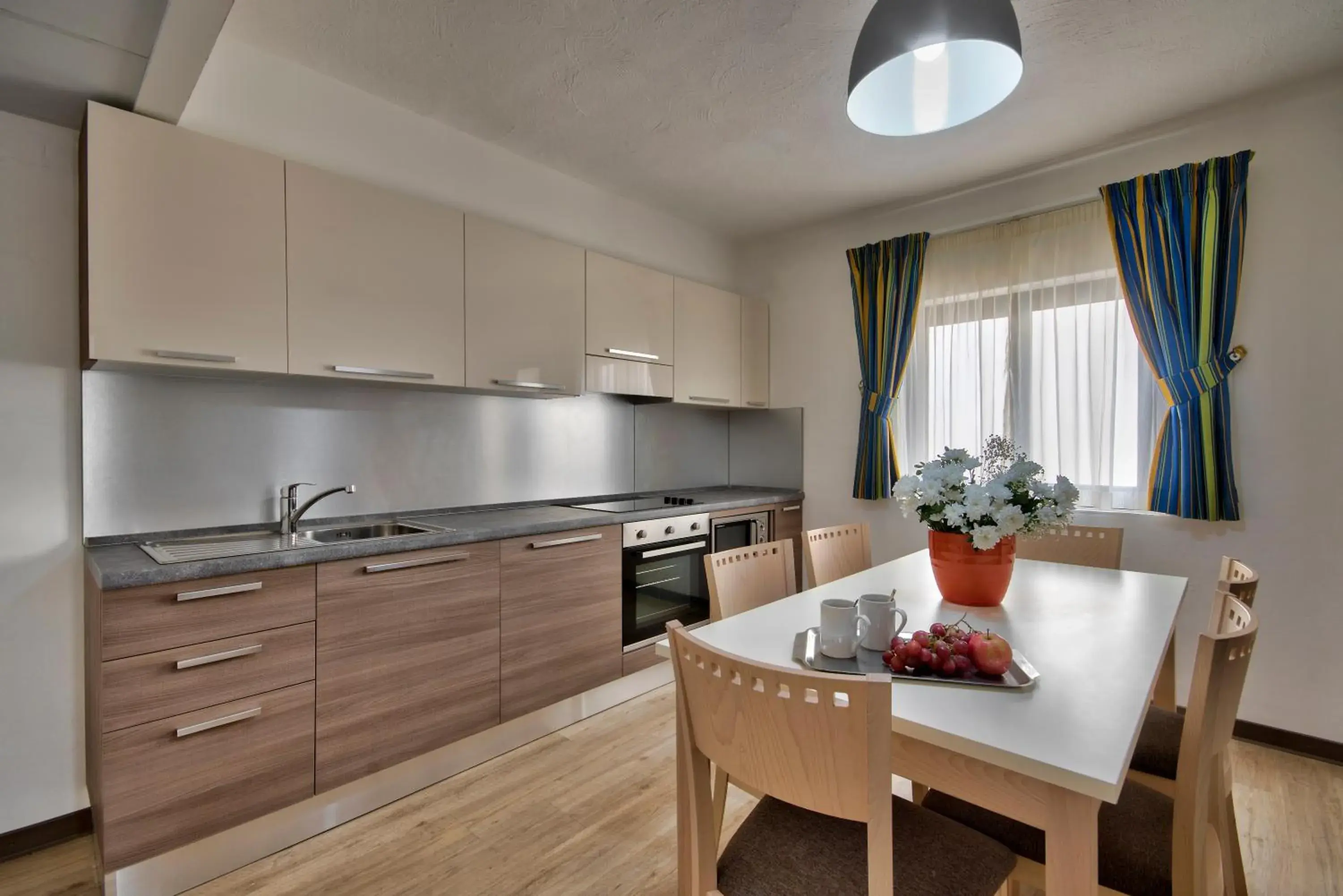 Three-Bedroom Apartment in Sunseeker Holiday Complex Three-Bedroom Apartment in Sunseeker Holiday Complex