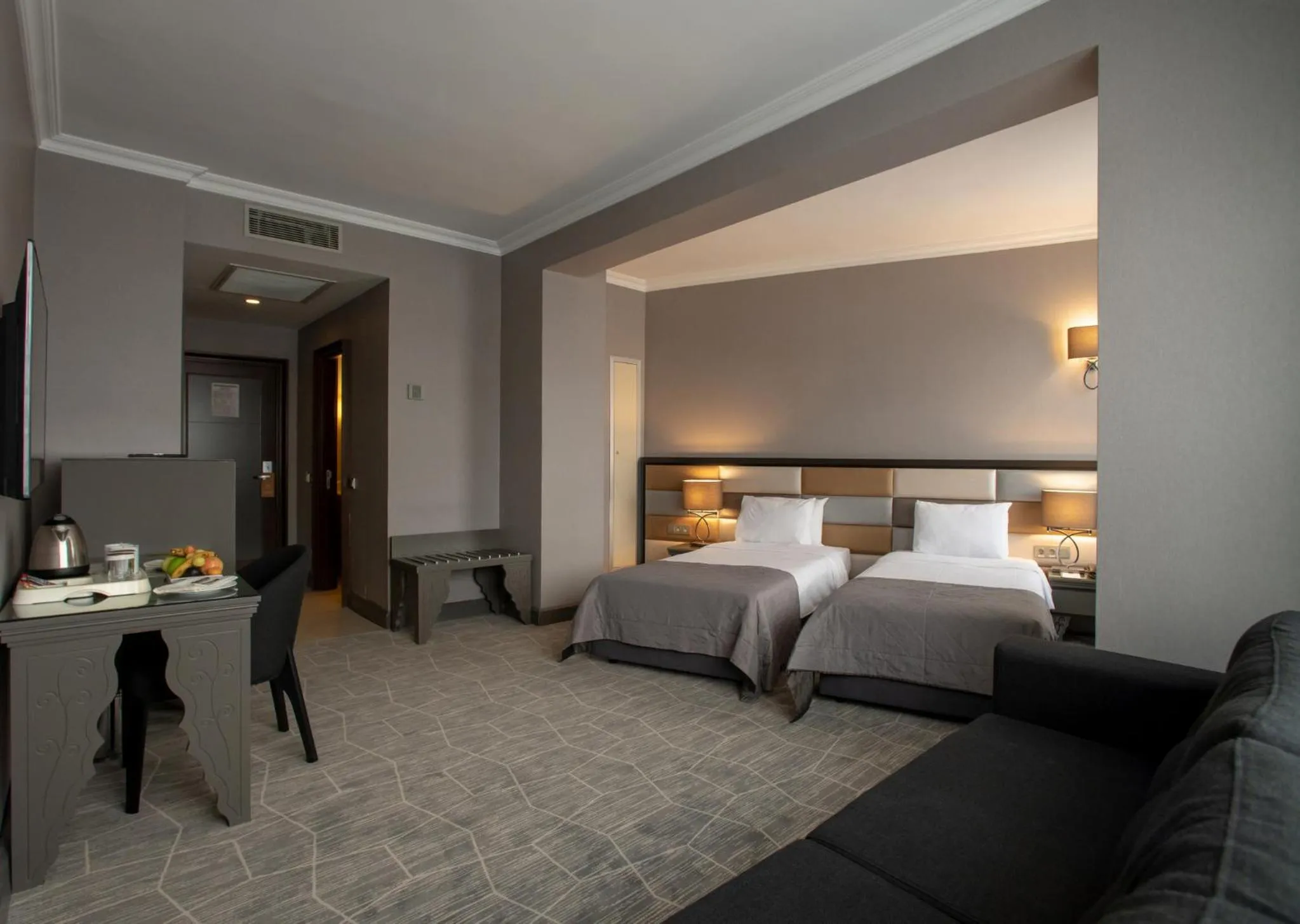 Bedroom, Bed in Taksim Square Hotel