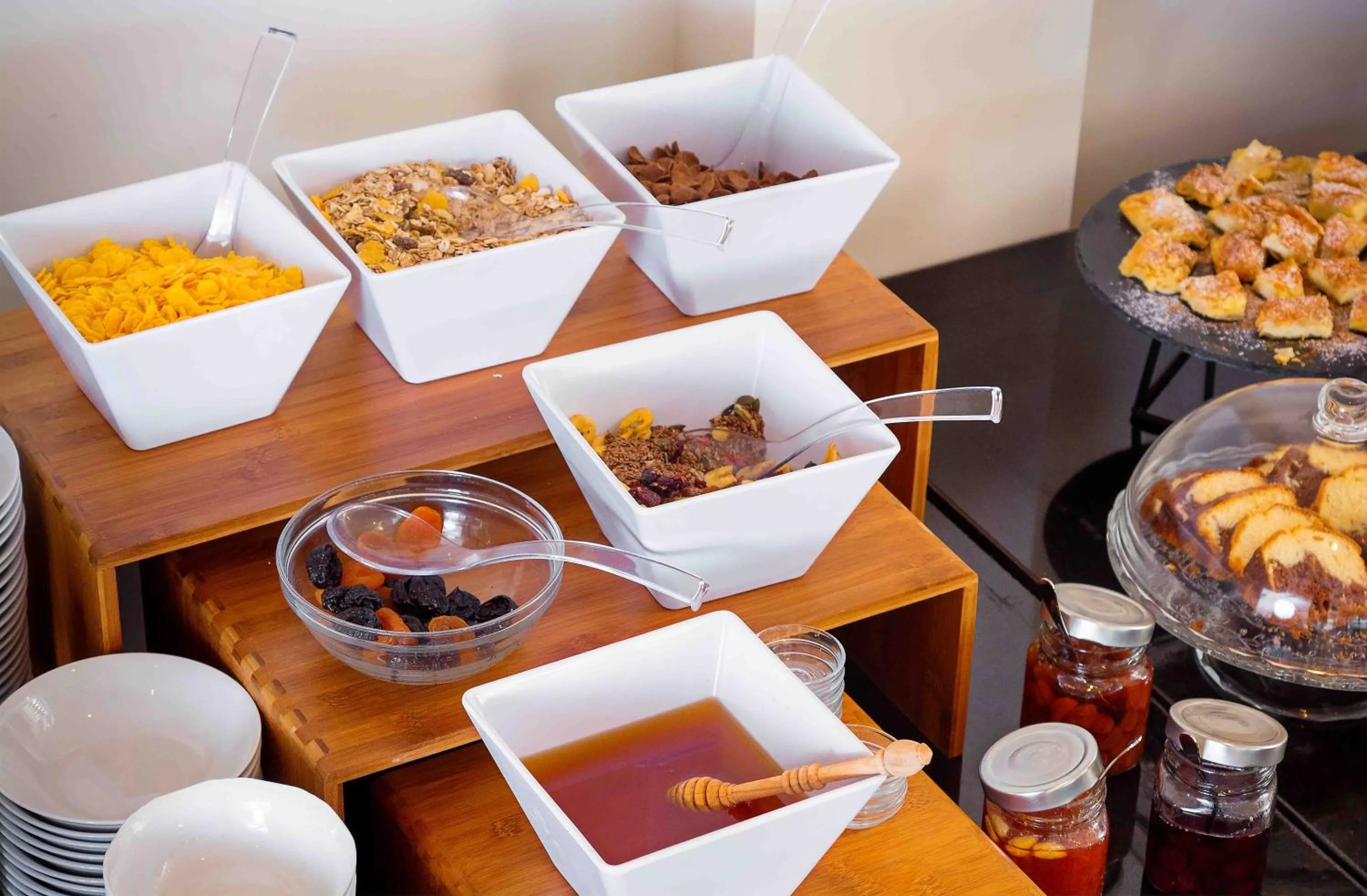 Continental breakfast in La Suite Boutique Hotel & Spa