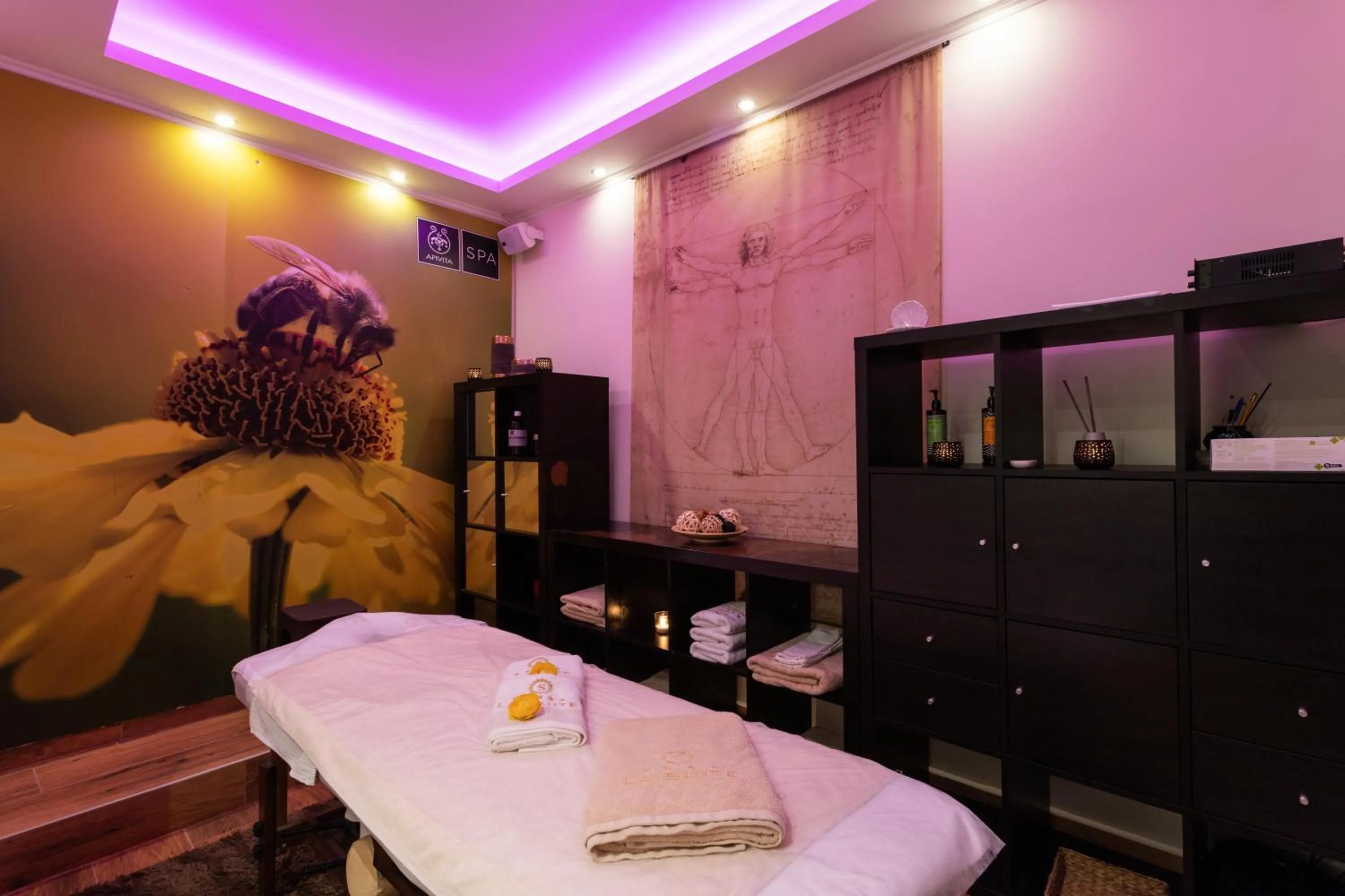 Massage in La Suite Boutique Hotel & Spa