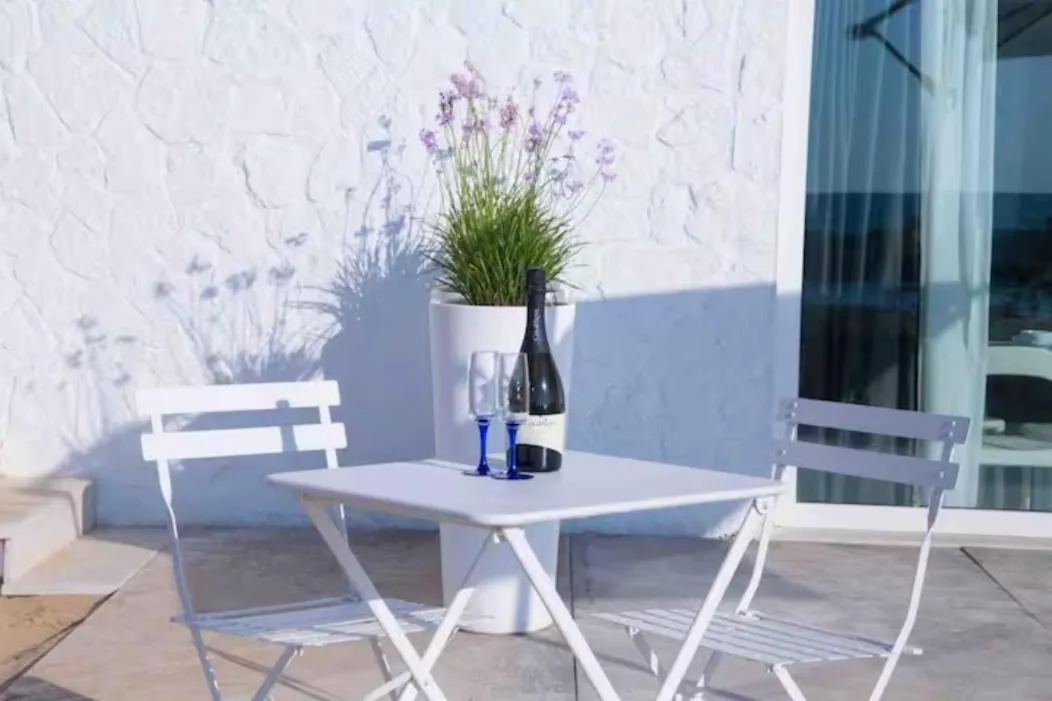 Amira Beach Villa by Le Dhome Sicily