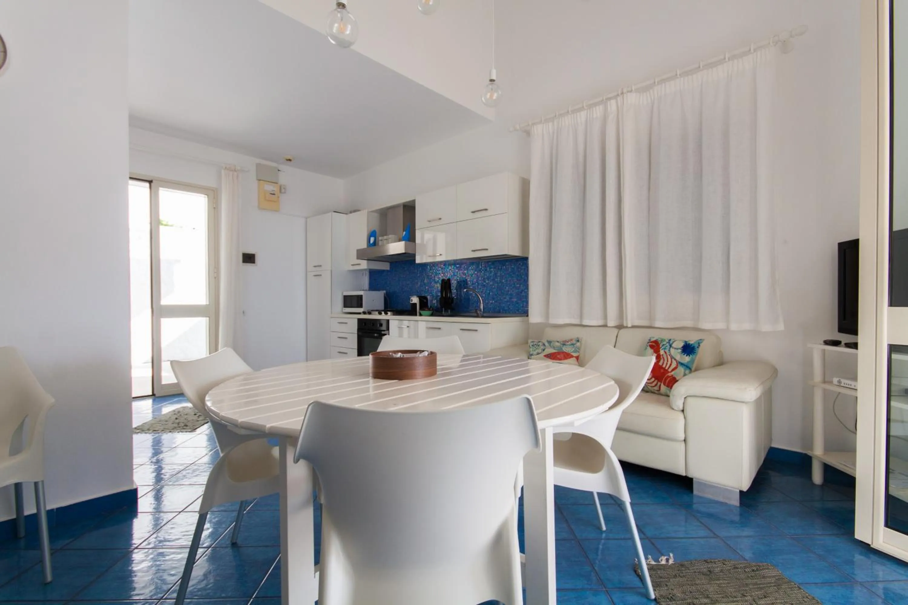 Coffee/tea facilities in Amira Beach Villa by Le Dhome Sicily