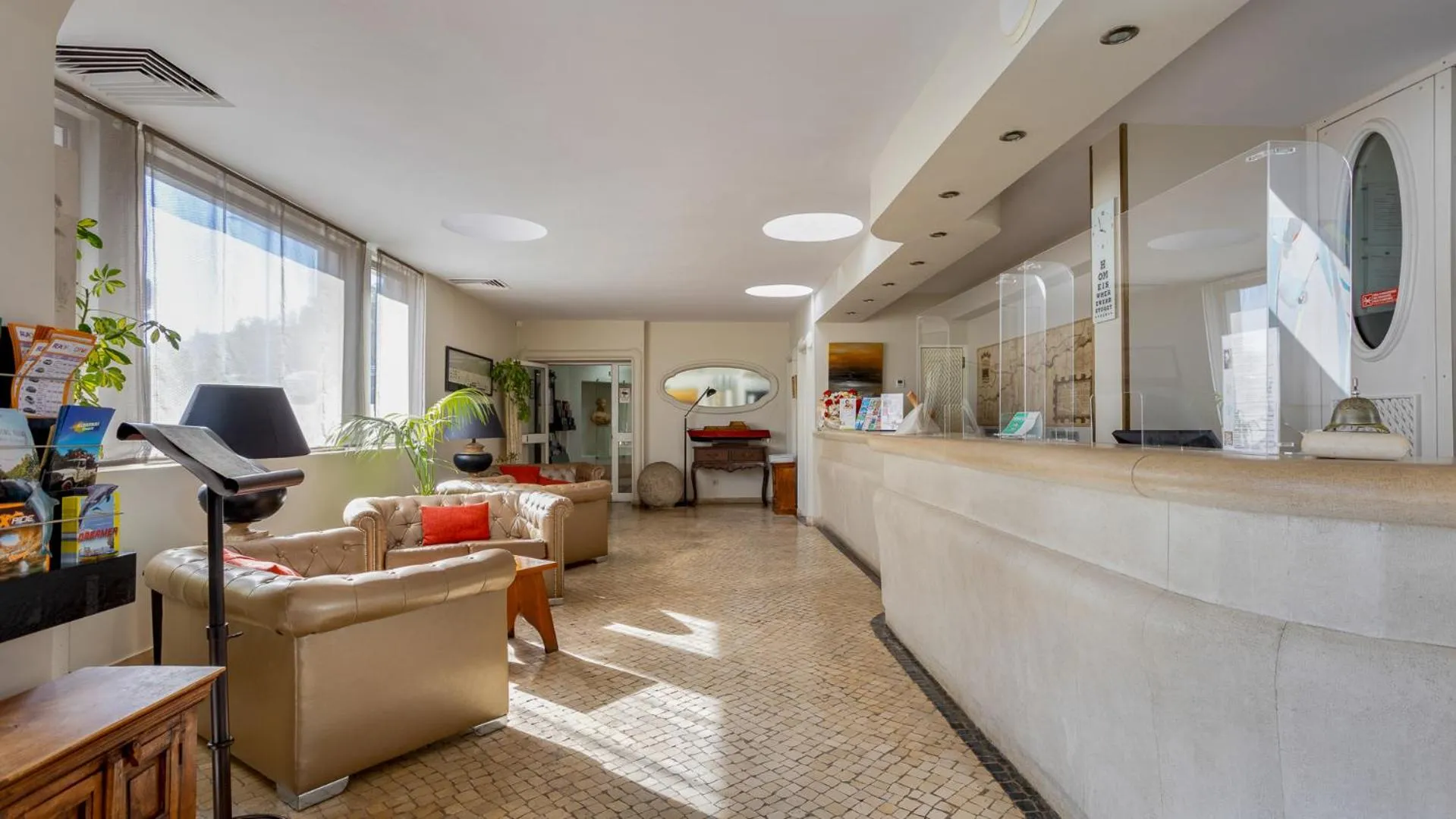 Lobby or reception in Hotel do Cerro