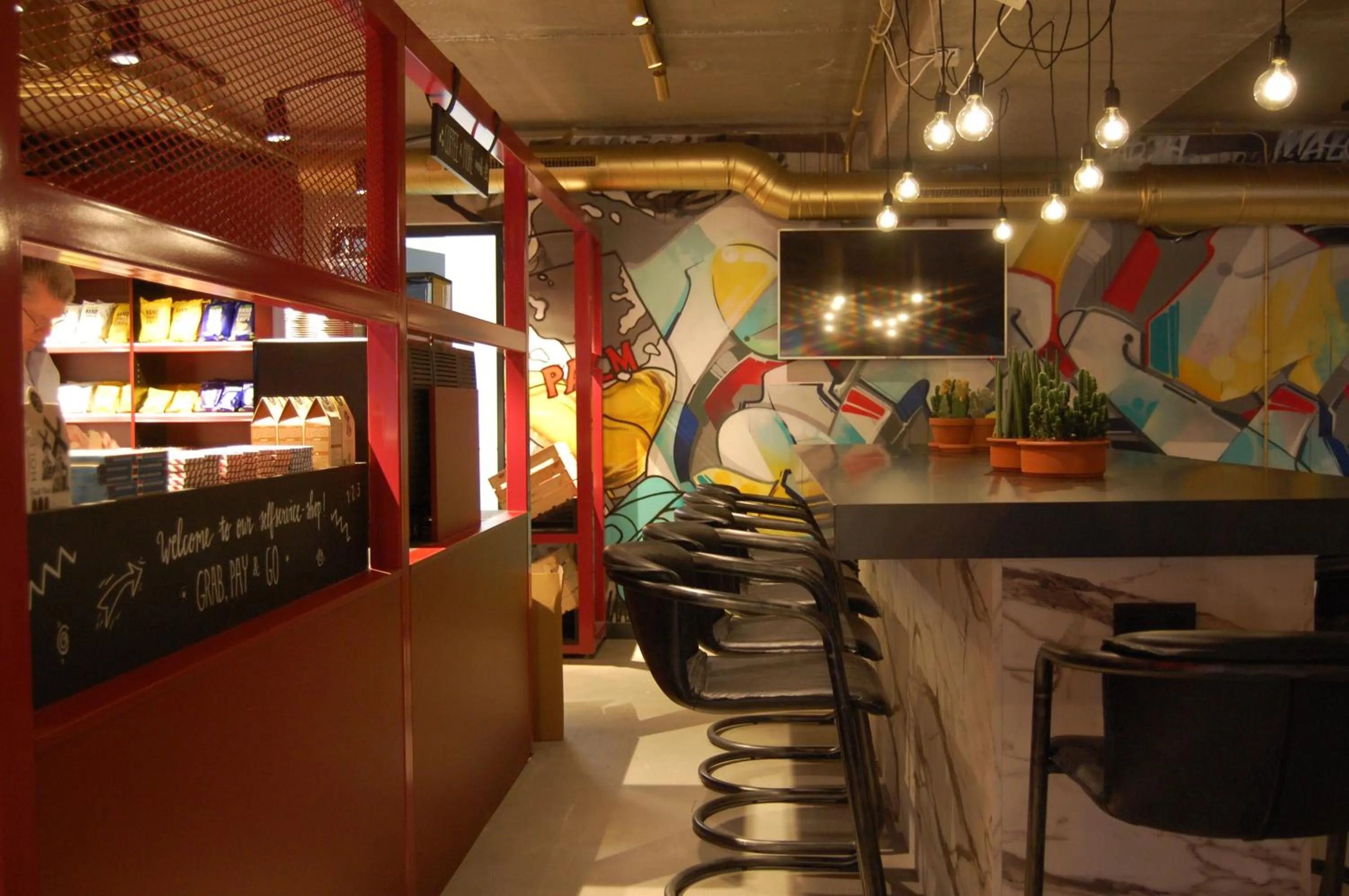 On-site shops in Hotel the Match