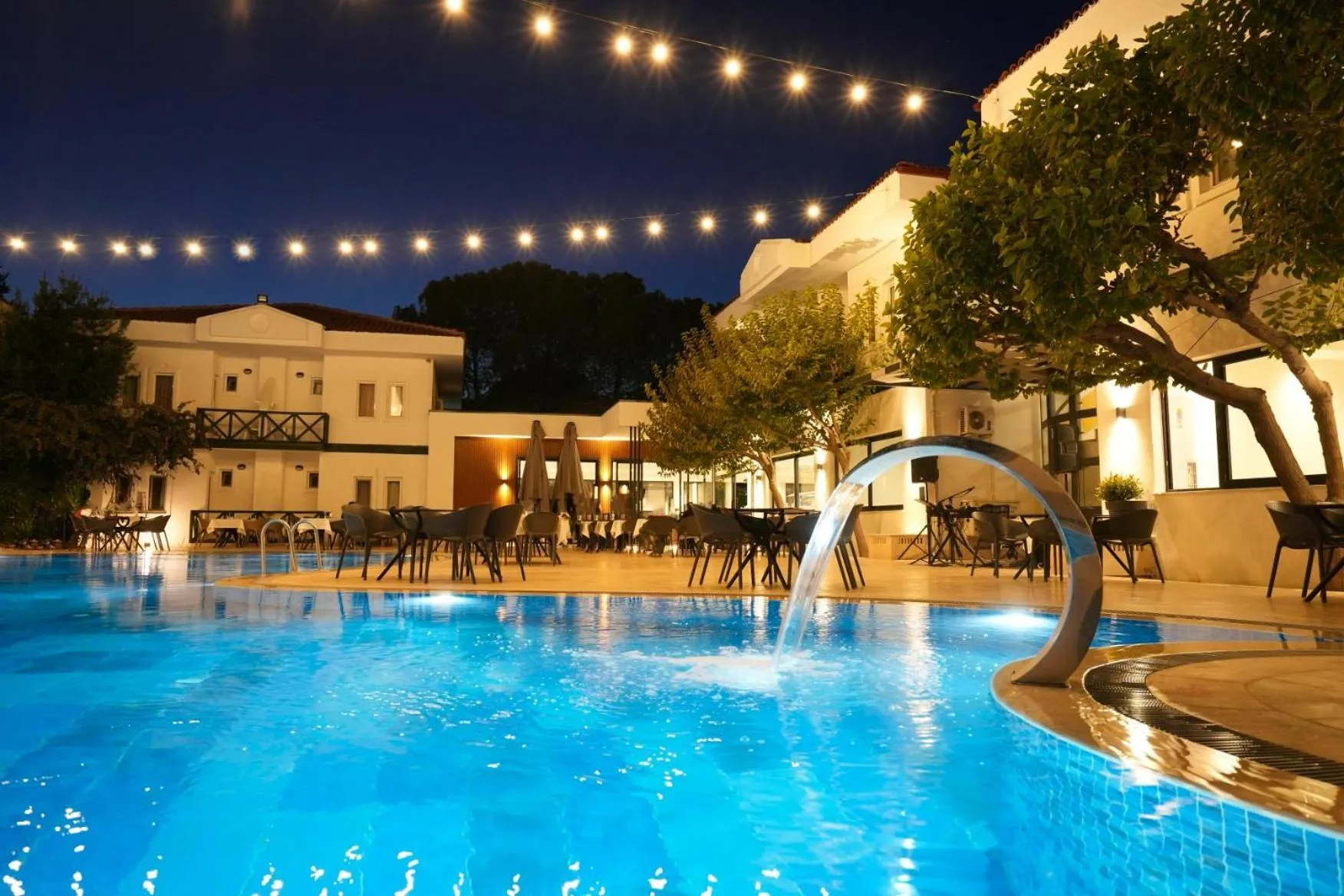 Swimming pool in Herakles Thermal Hotel