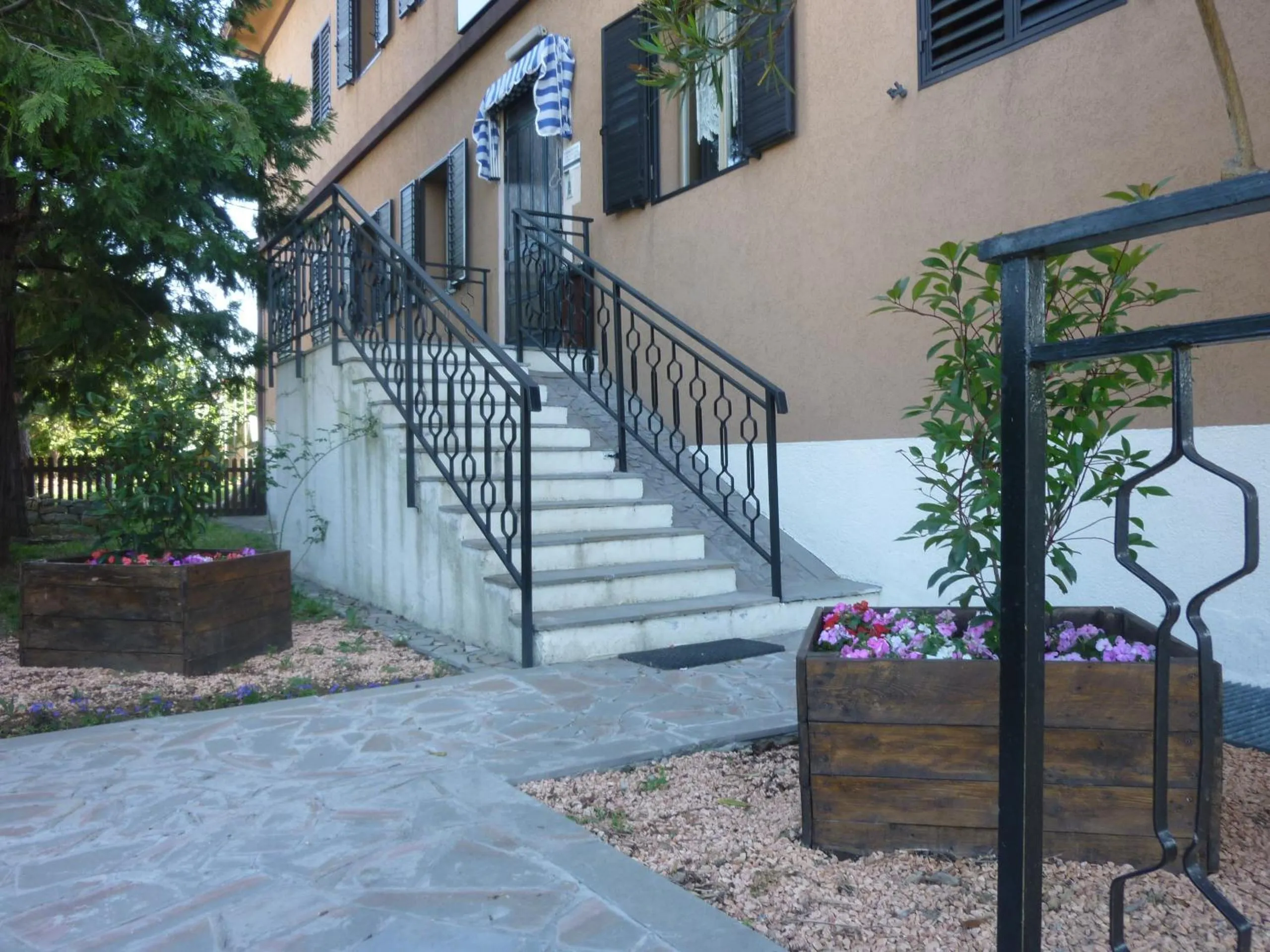 Facade/entrance in Hotel "Locanda Gaia"
