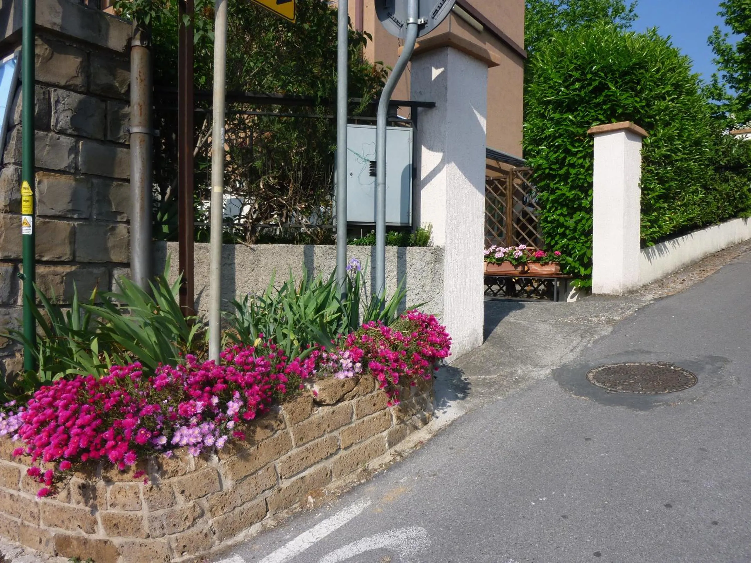 Facade/entrance in Hotel "Locanda Gaia"