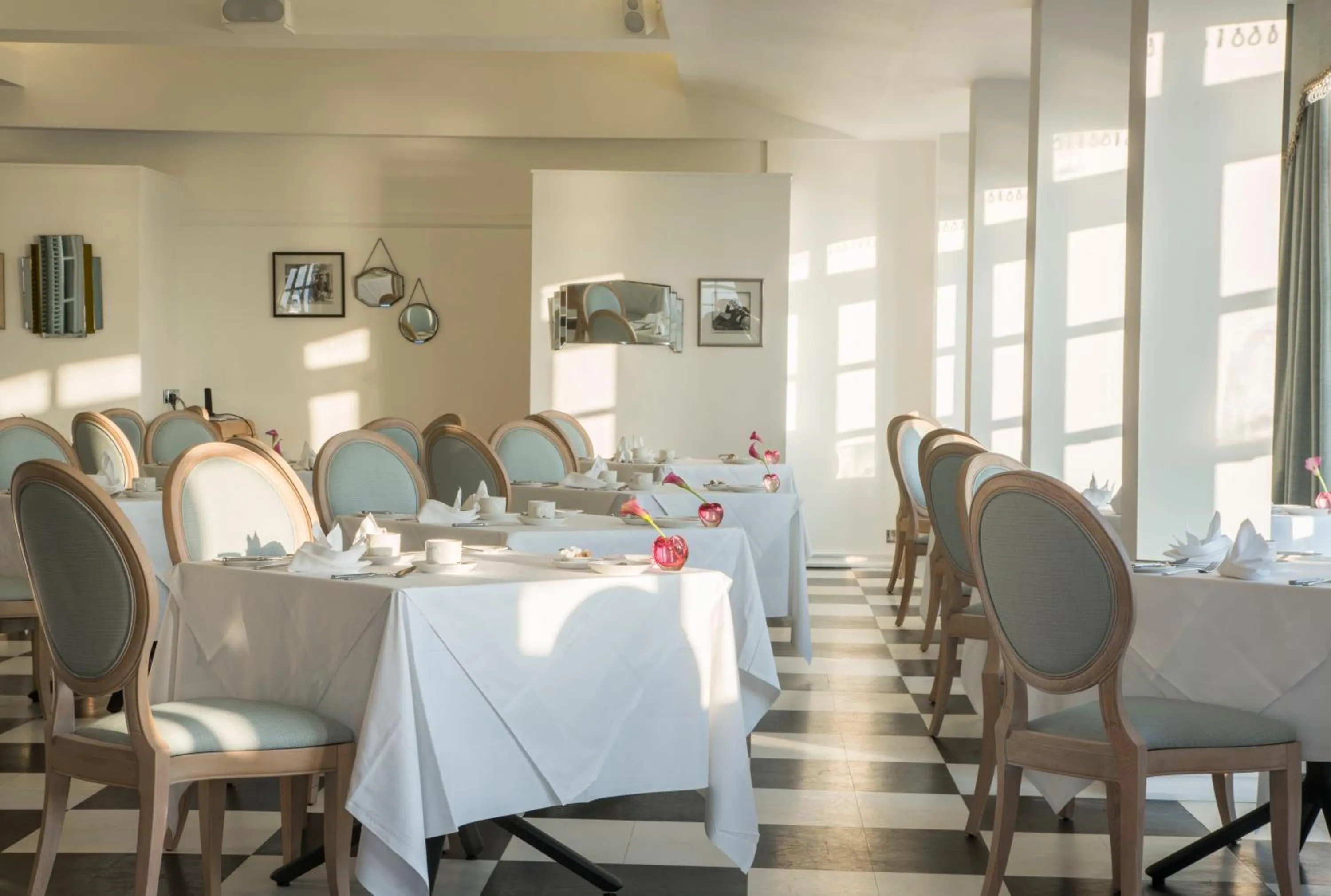 Restaurant/places to eat in Burgh Island Hotel