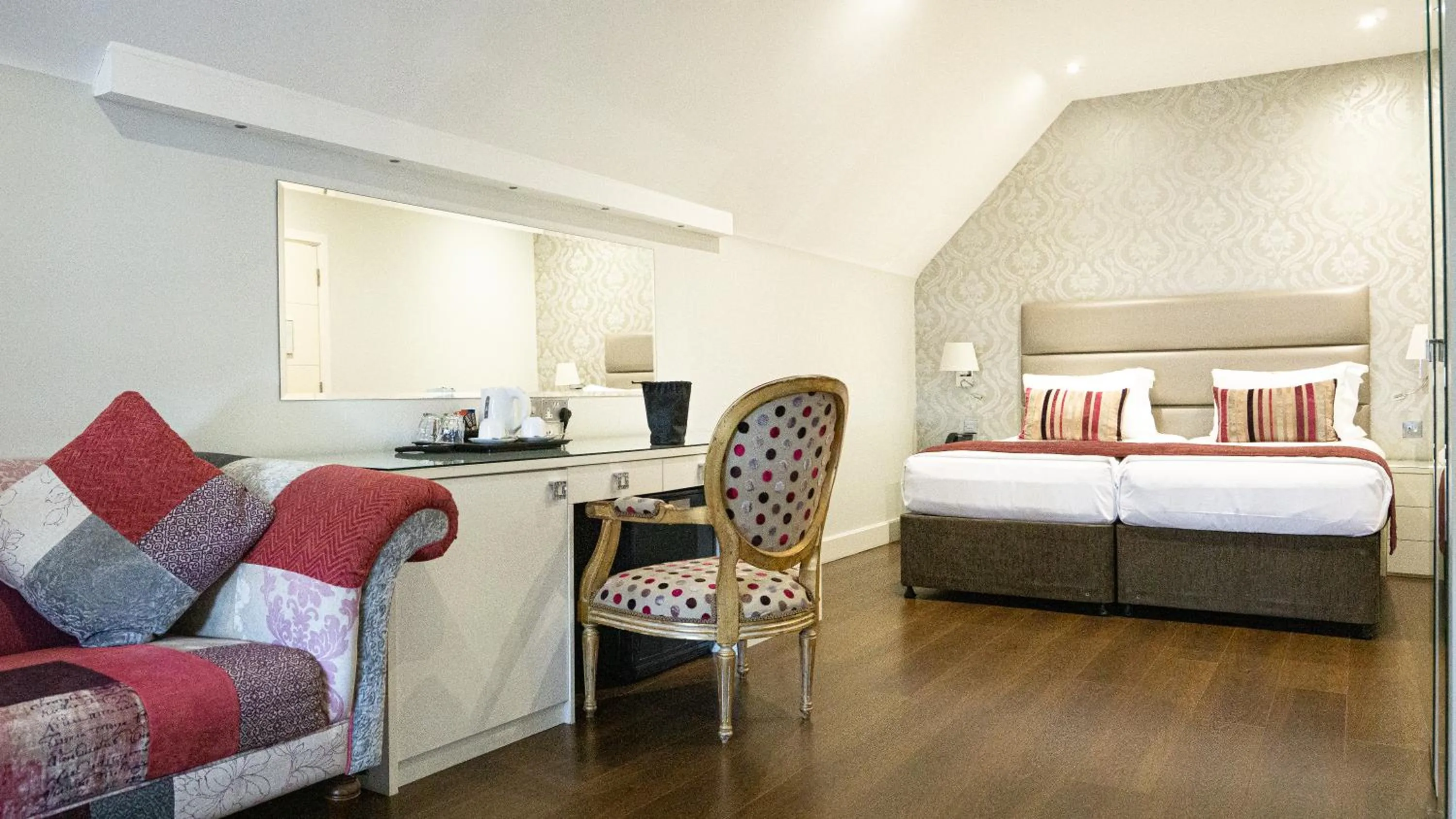 Bed in The Pillar Hotel