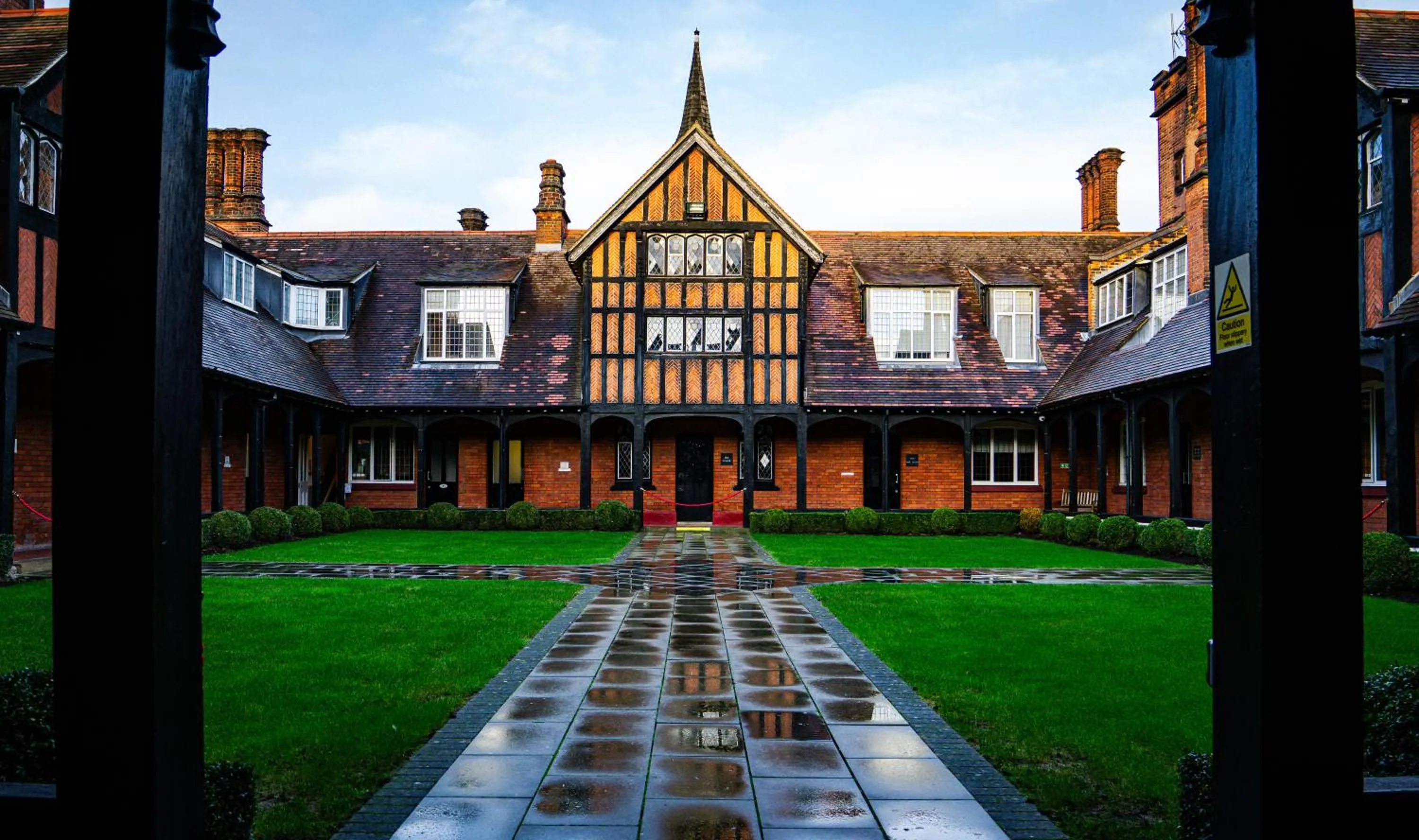 Property building in The Pillar Hotel