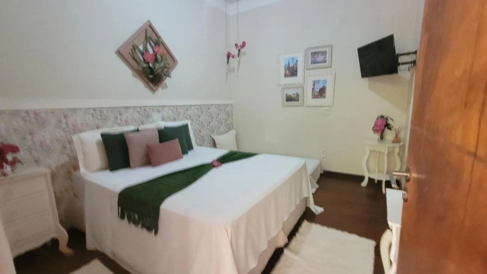 Bed in Hotel Pousada Chalé das Flores