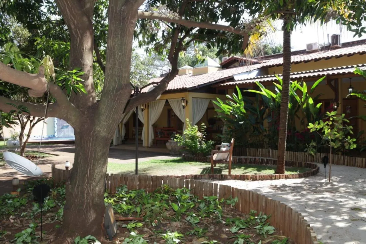 Hotel Pousada Chalé das Flores