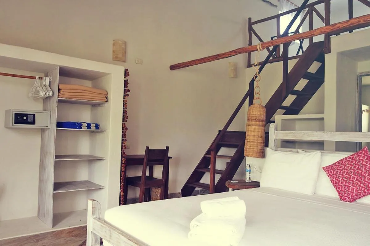 Almaplena Boutique Hotel