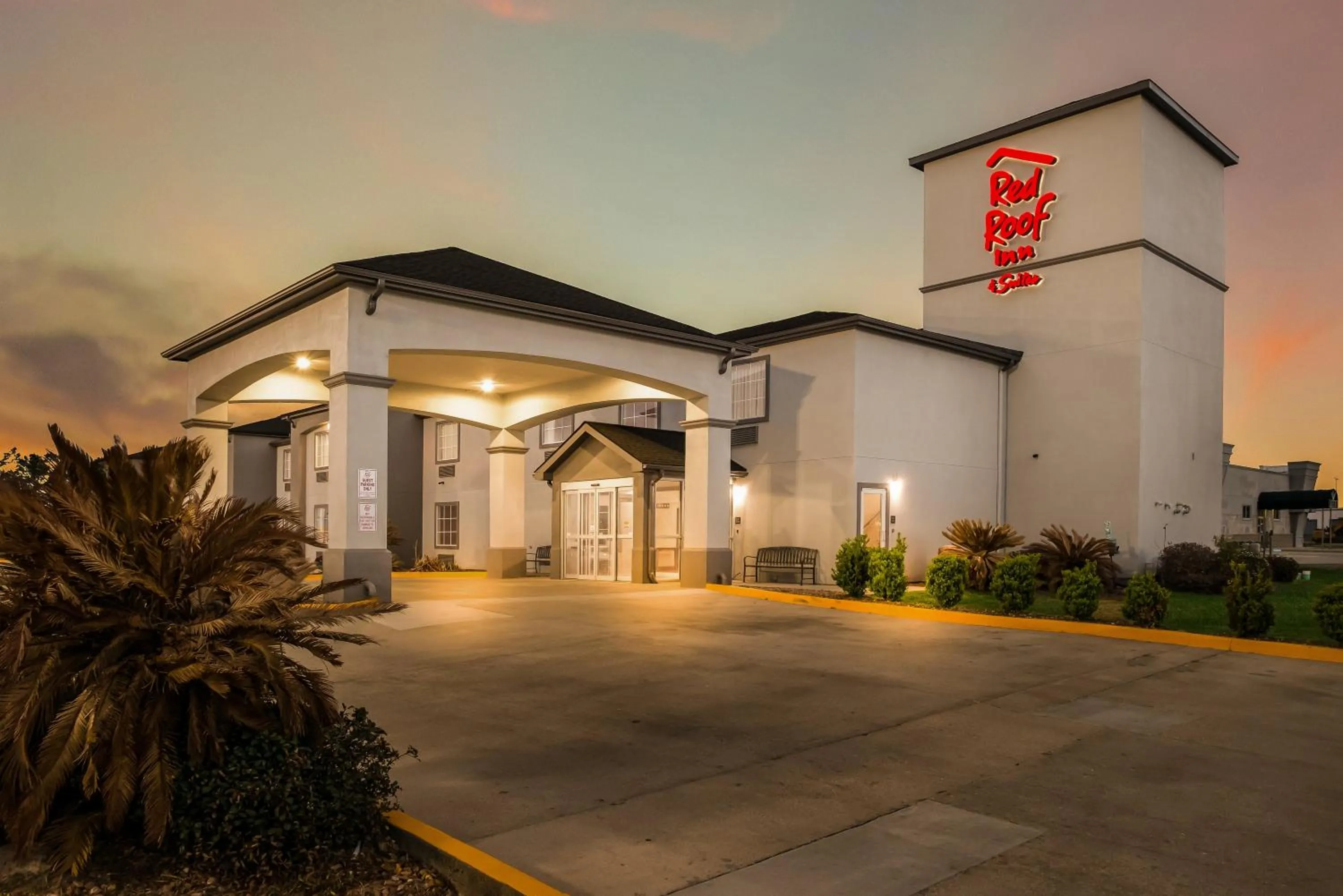 Property building in Red Roof Inn & Suites Lake Charles