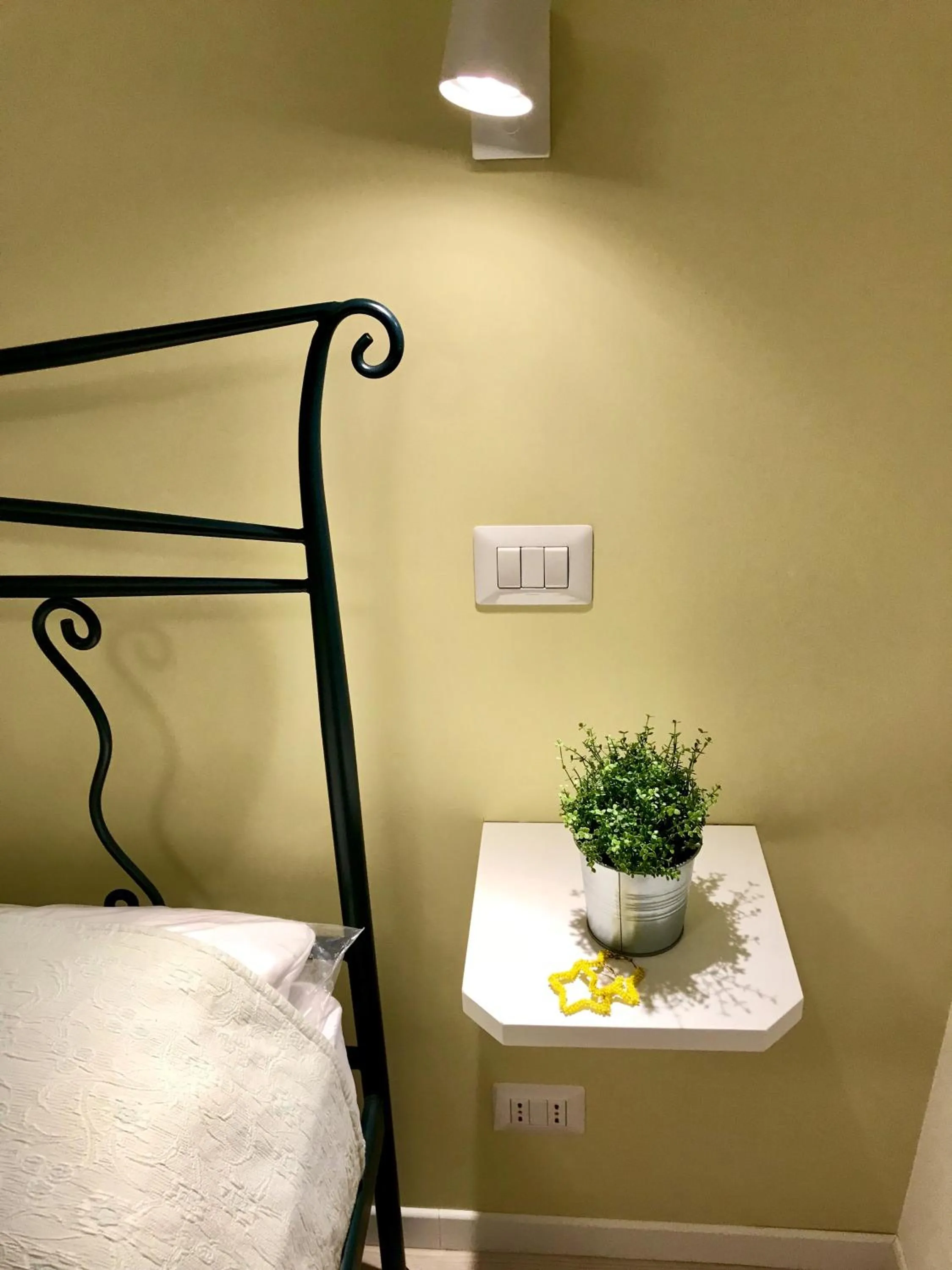 Bed in AzzurRomare Flat apartment