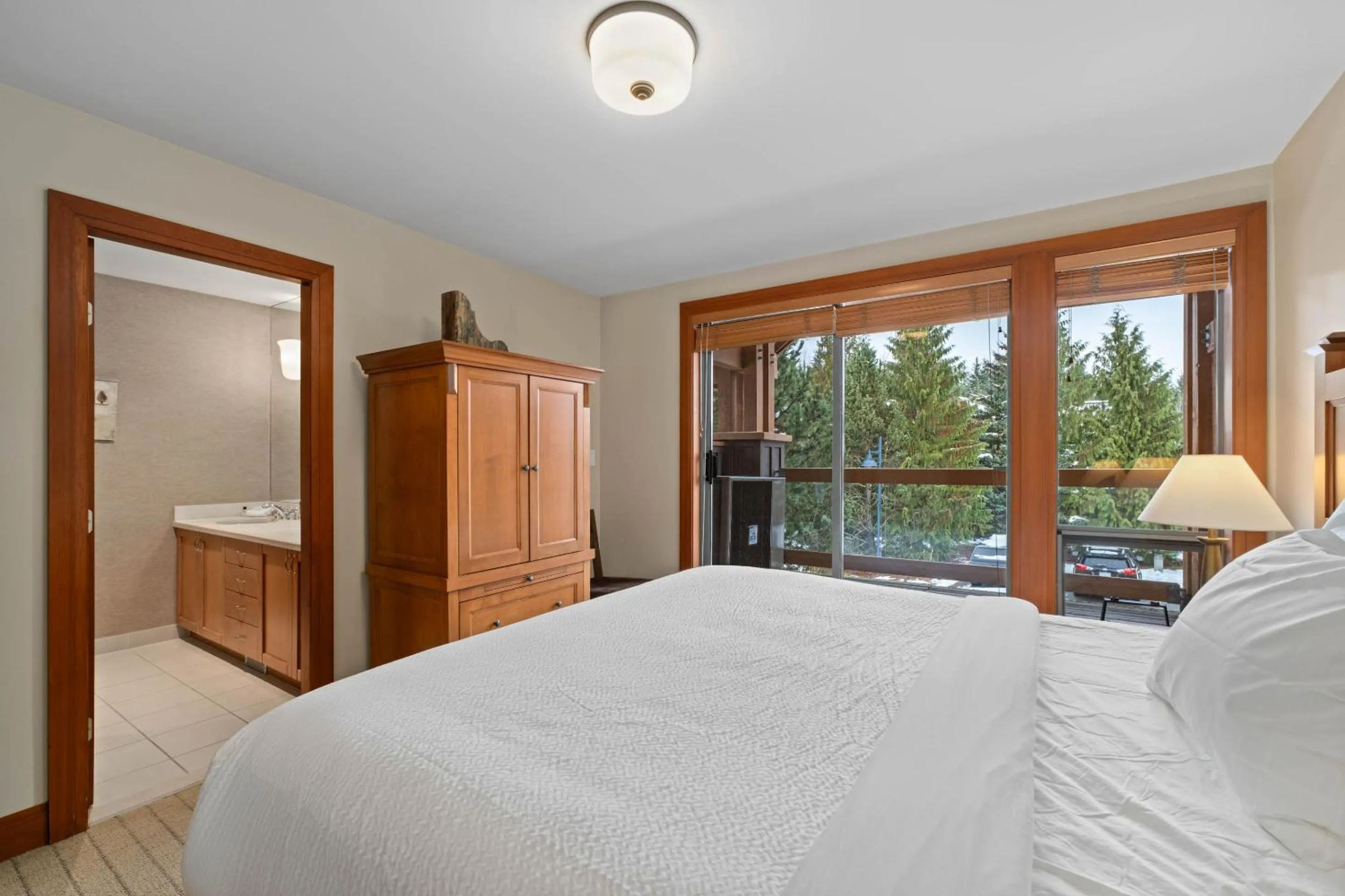 Bed in Montebello by Whistler Premier