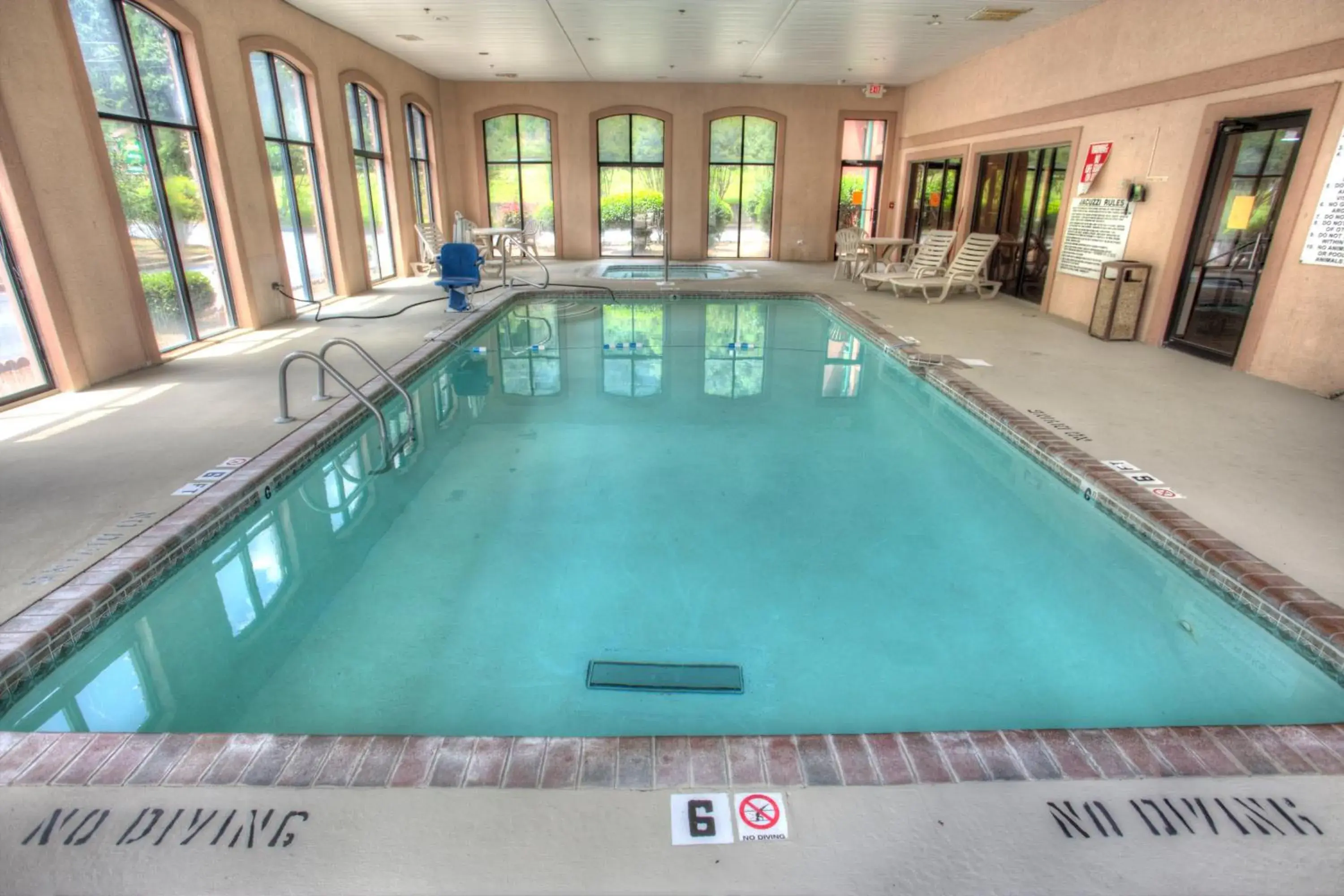 King Room - Non-Smoking in Budgetel Inn and Suites Plus Helen King Room - Non-Smoking in Budgetel Inn and Suites Plus Helen