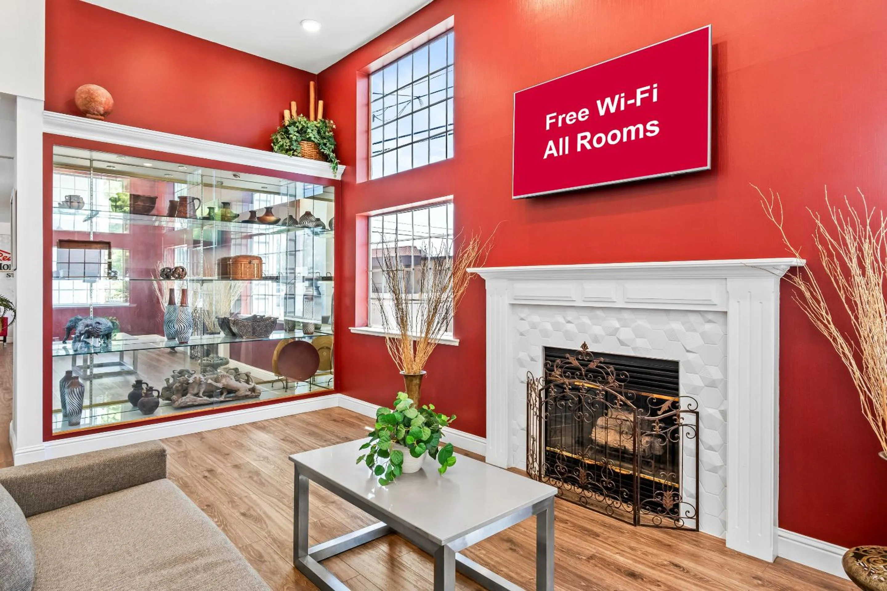Lobby or reception in Red Roof Inn Yuba City Bonanza - Marysville