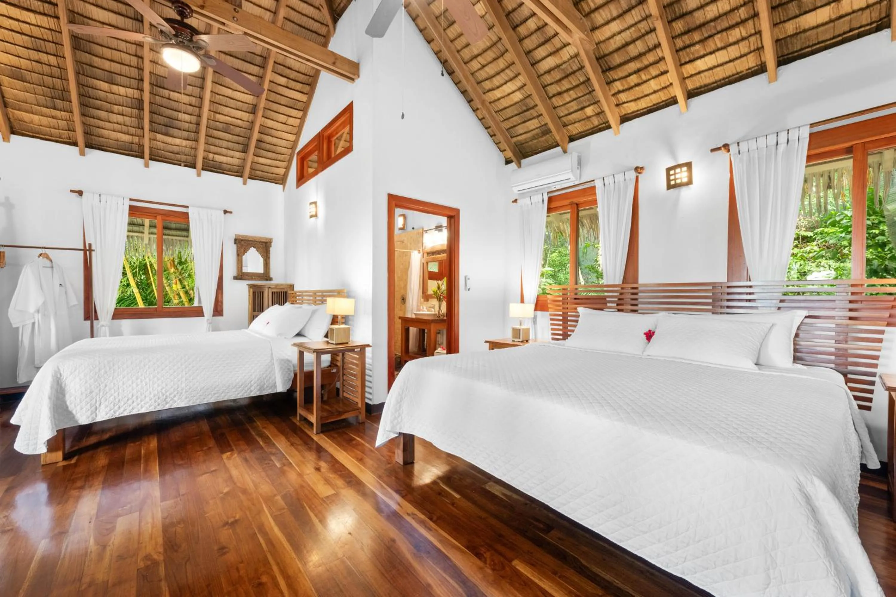 Bed in Copa De Arbol Beach & Rainforest Resort