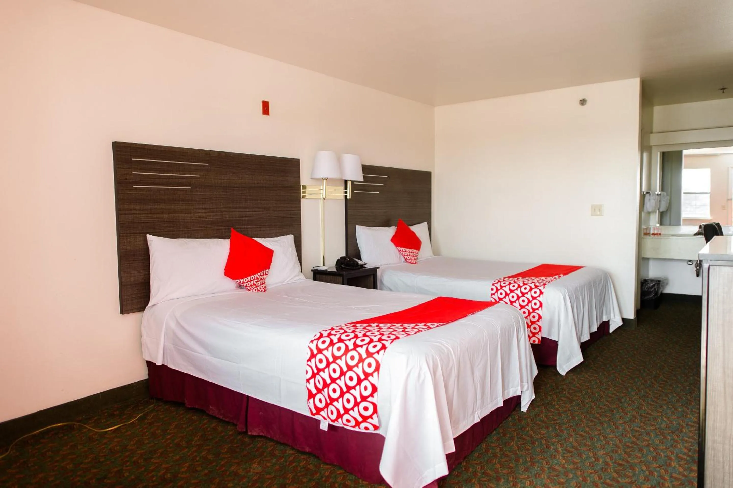 Bedroom, Bed in OYO Hotel Wichita Falls I-44 Sheppard Airforce