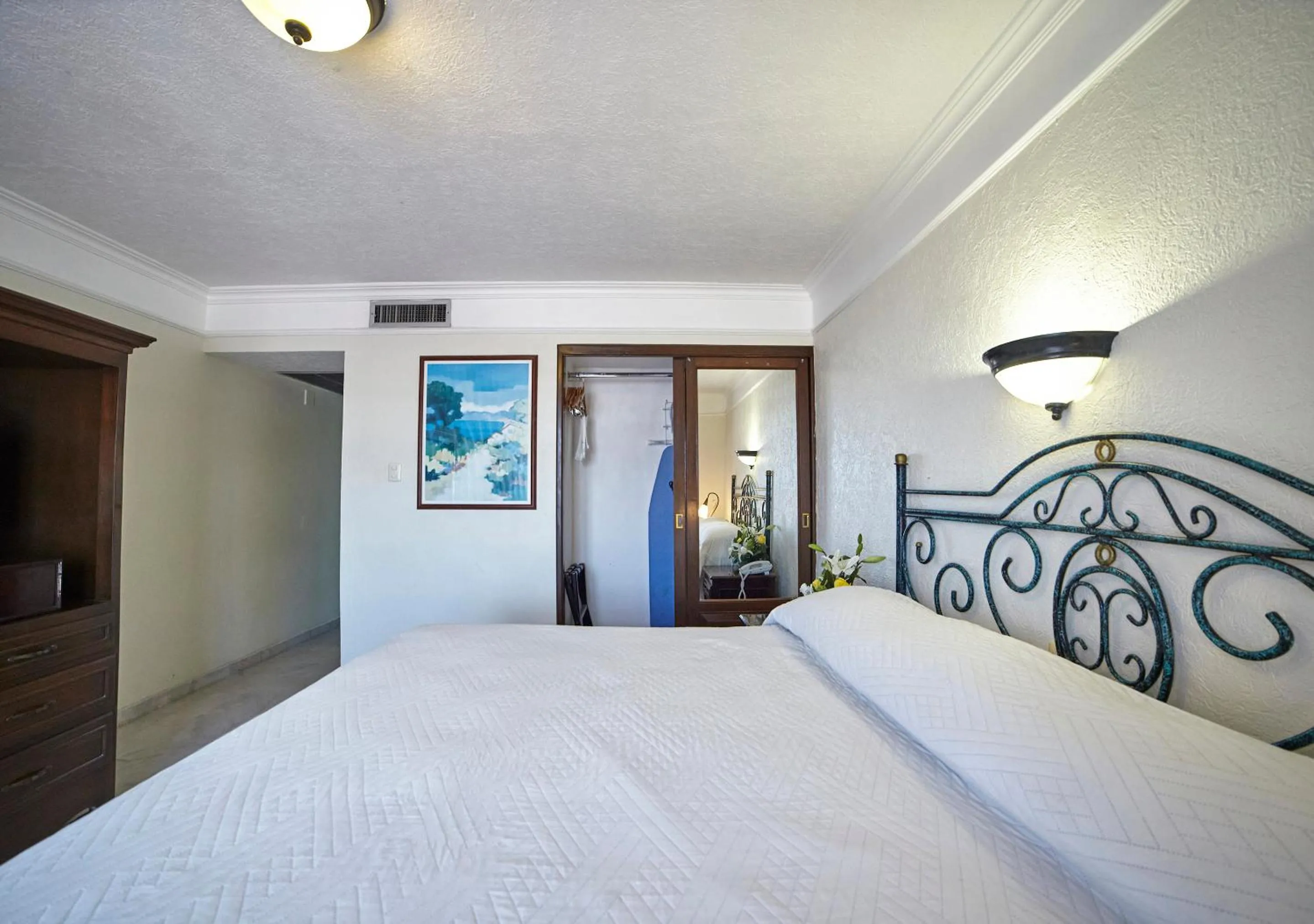 Bed in Hotel Francis Drake