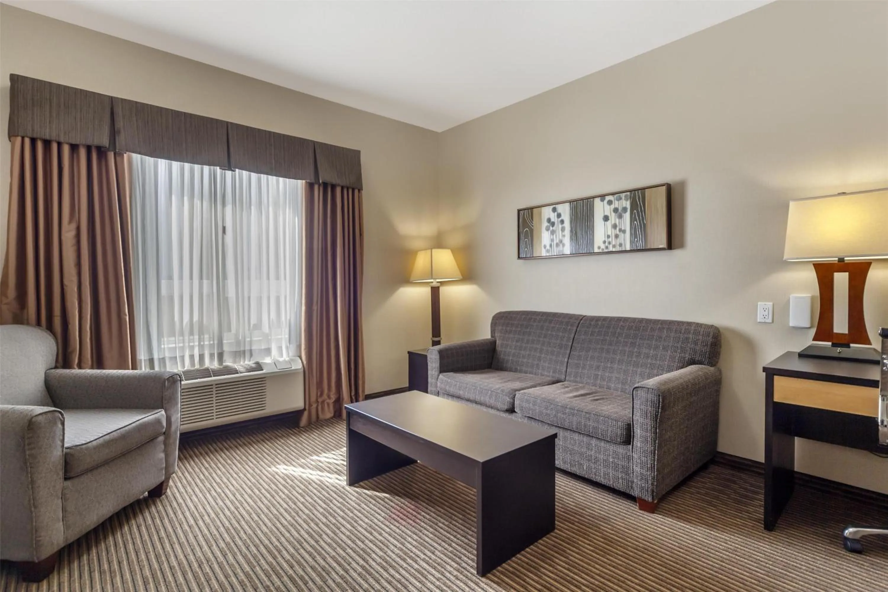 Bedroom in Best Western Cold Lake Inn