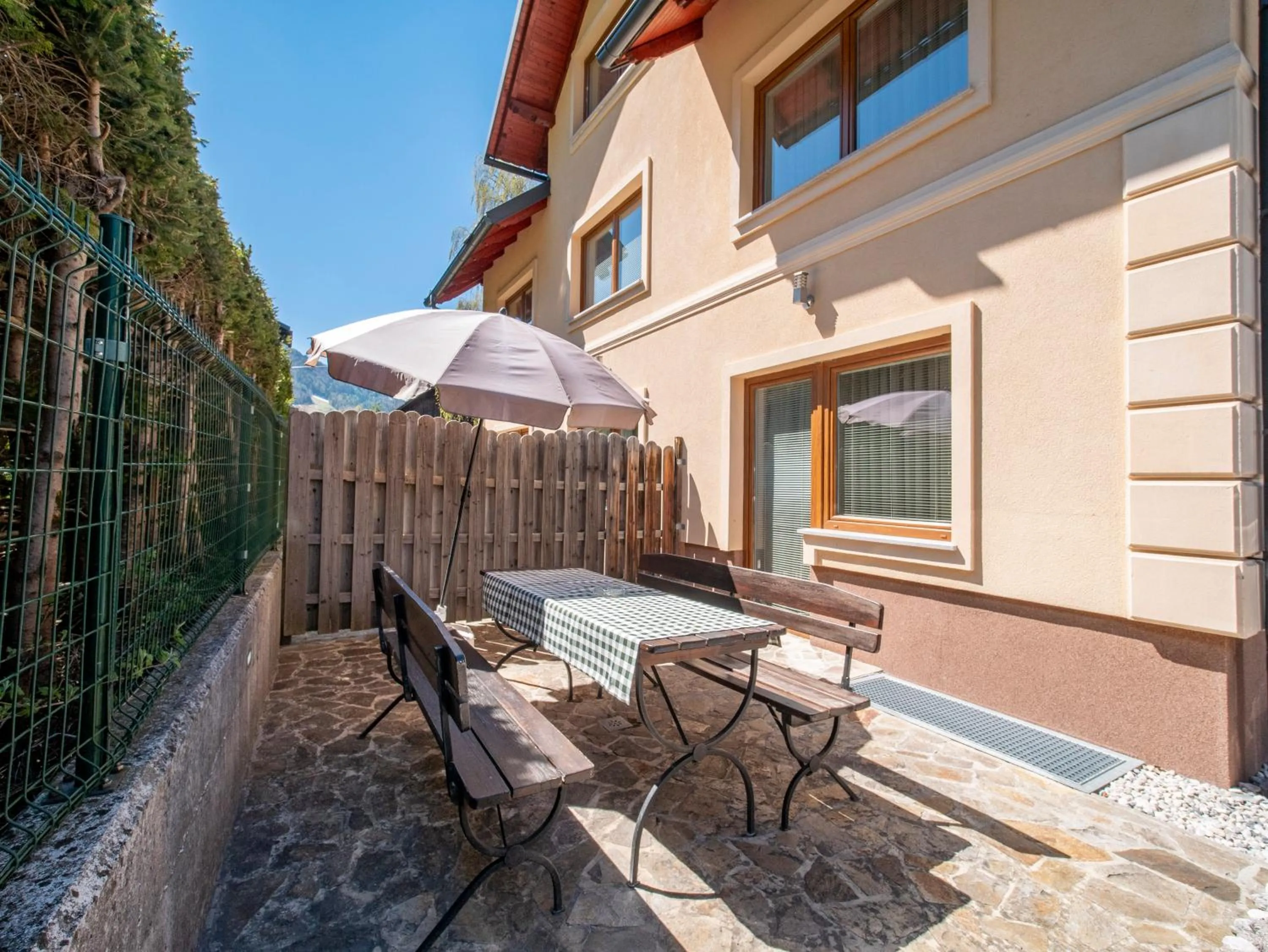Balcony/Terrace in Berghi Hotel and Apartments
