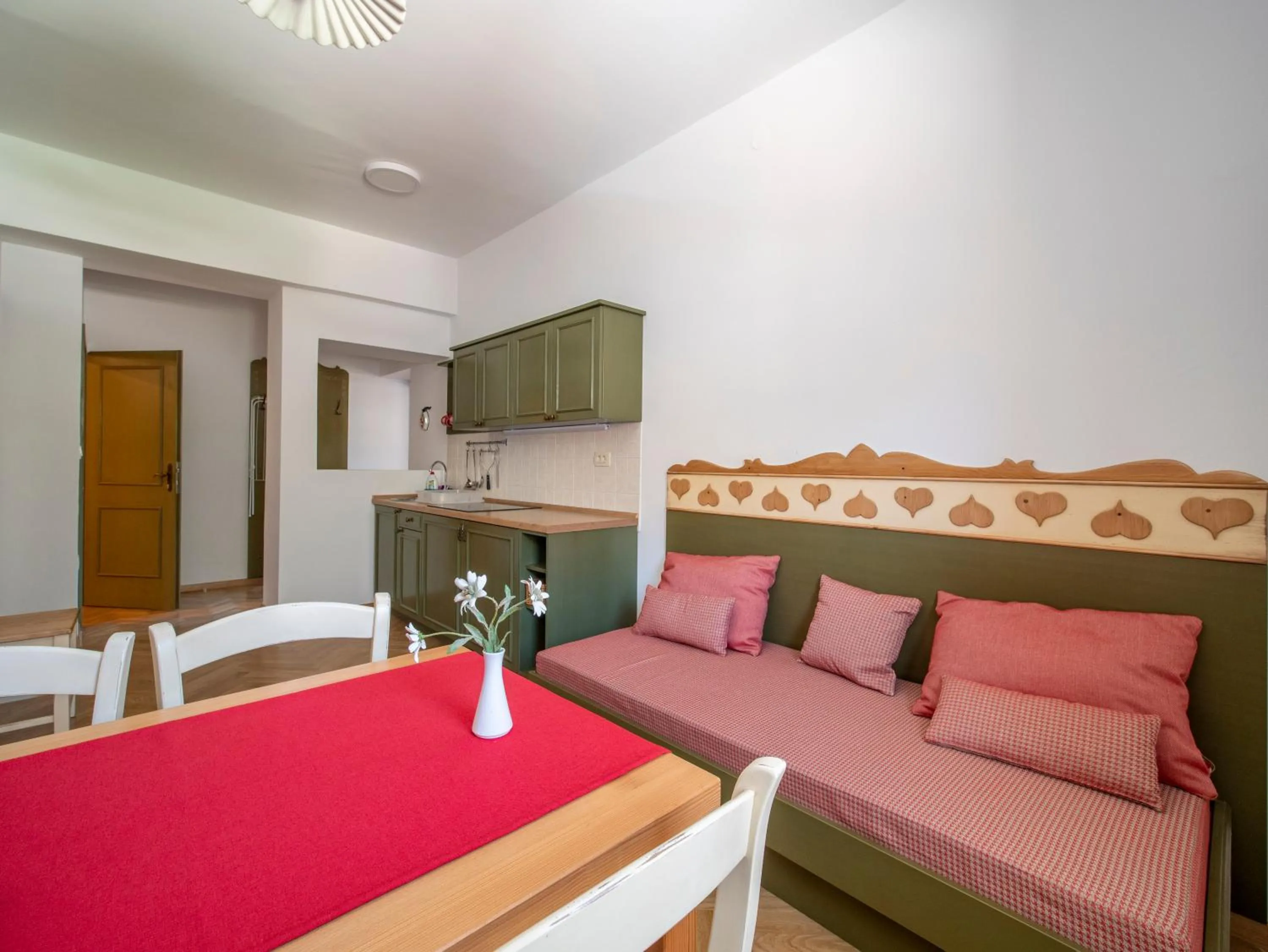 Kitchen or kitchenette in Berghi Hotel and Apartments
