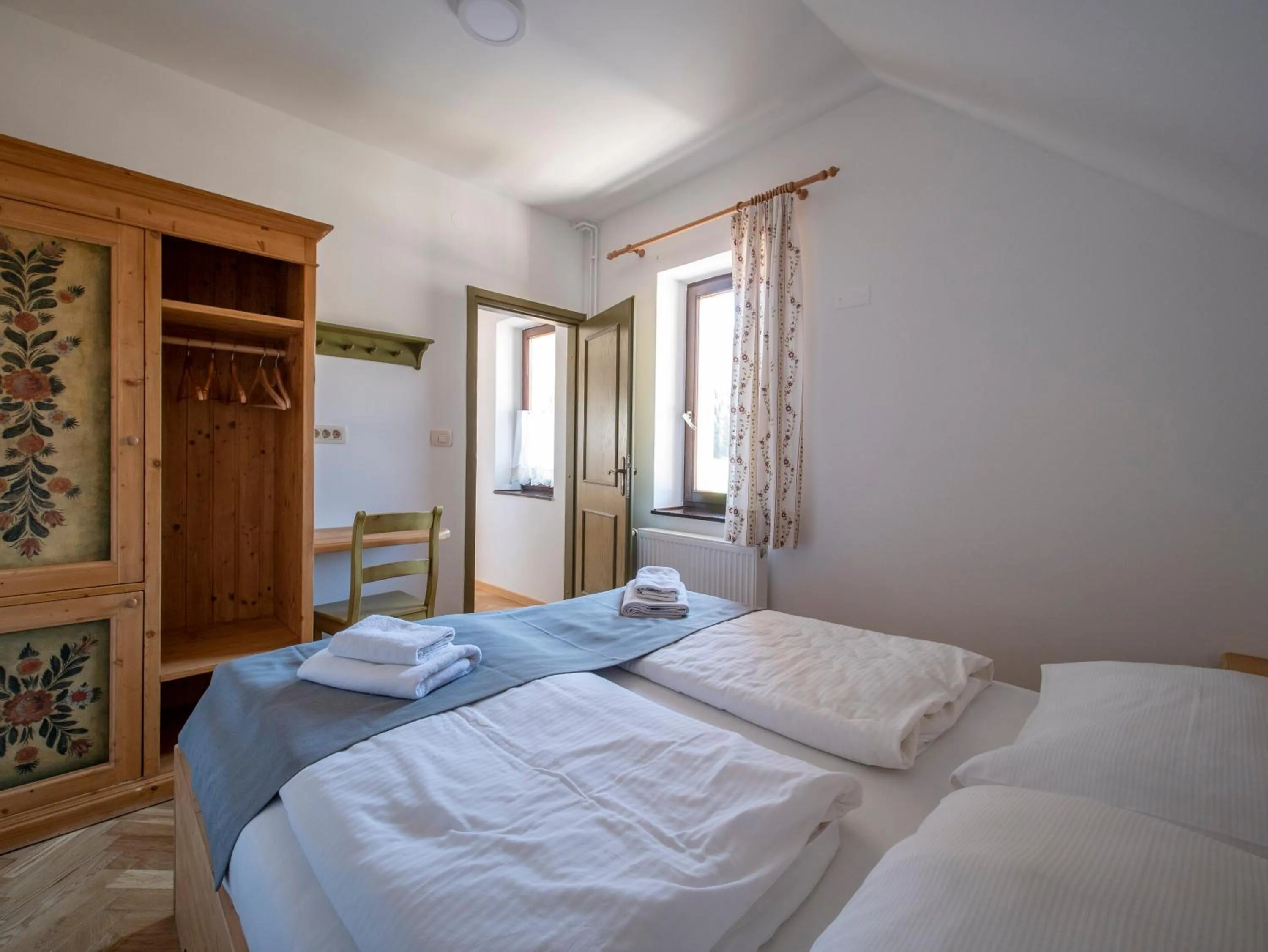 Bedroom, Bed in Berghi Hotel and Apartments