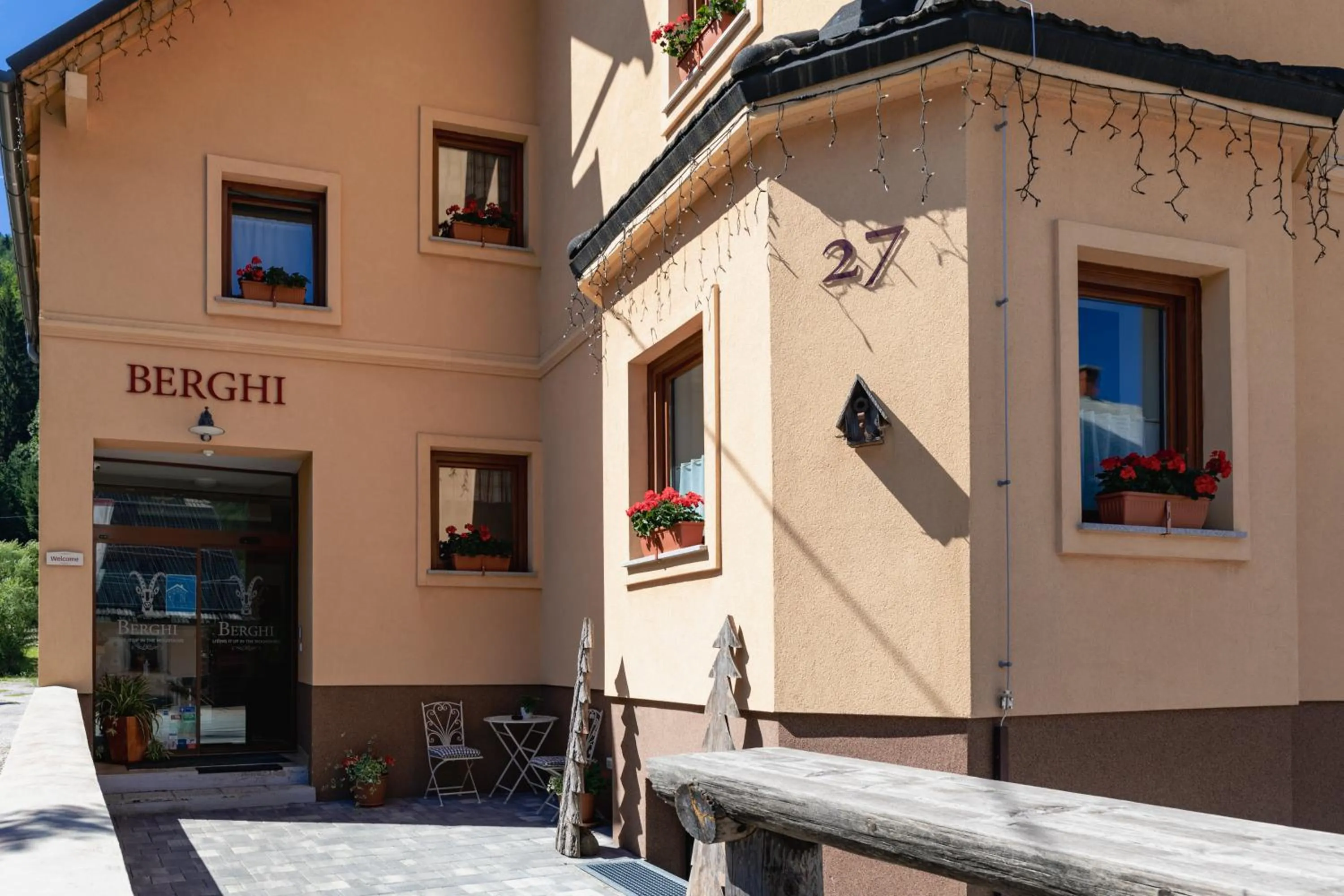 Property building in Berghi Hotel and Apartments