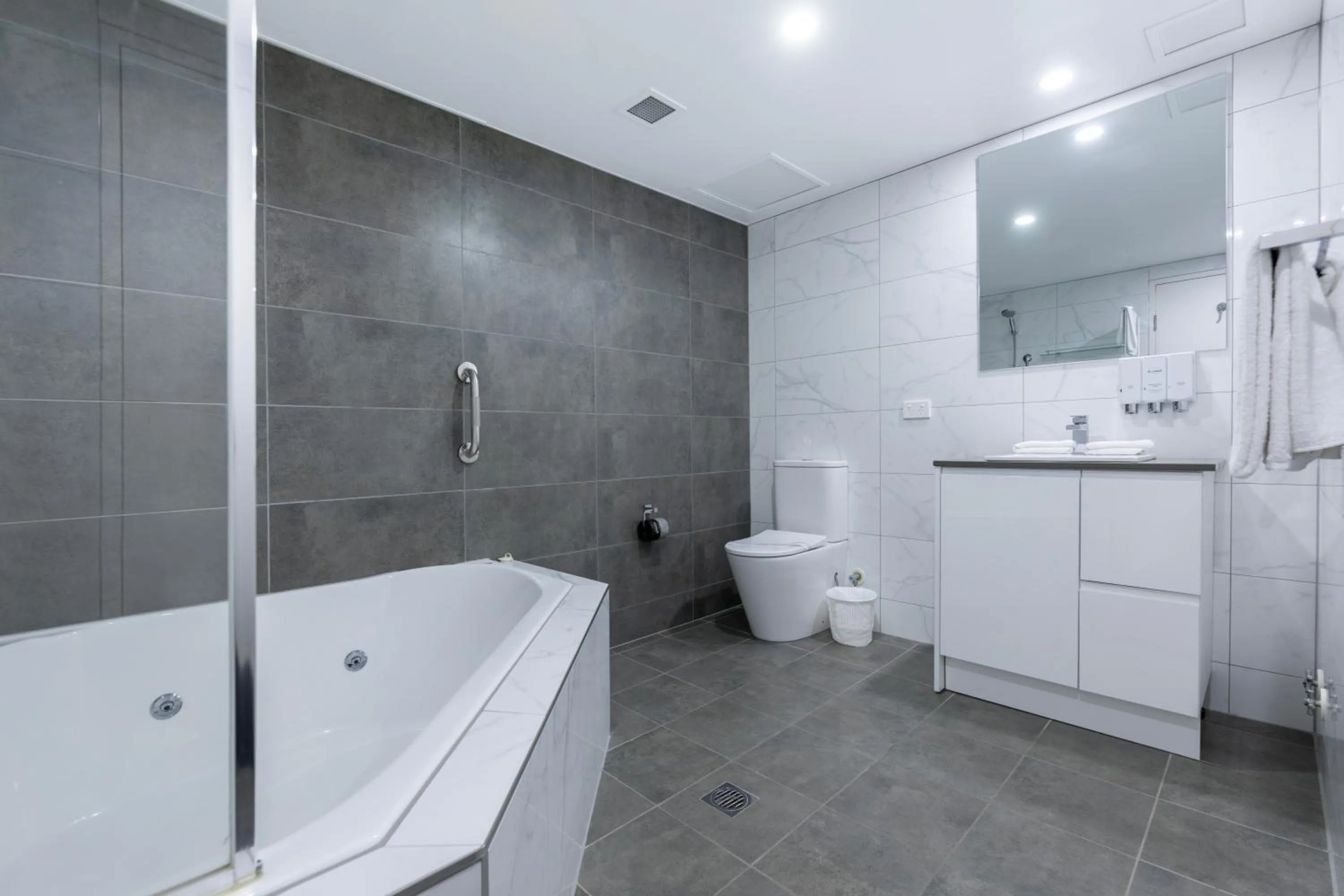 Bathroom in Landmark Resort