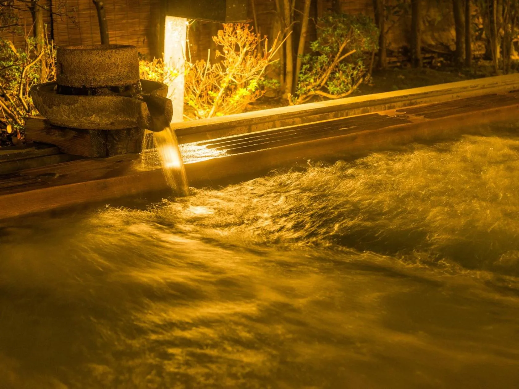 Hot Spring Bath in Yuzanso